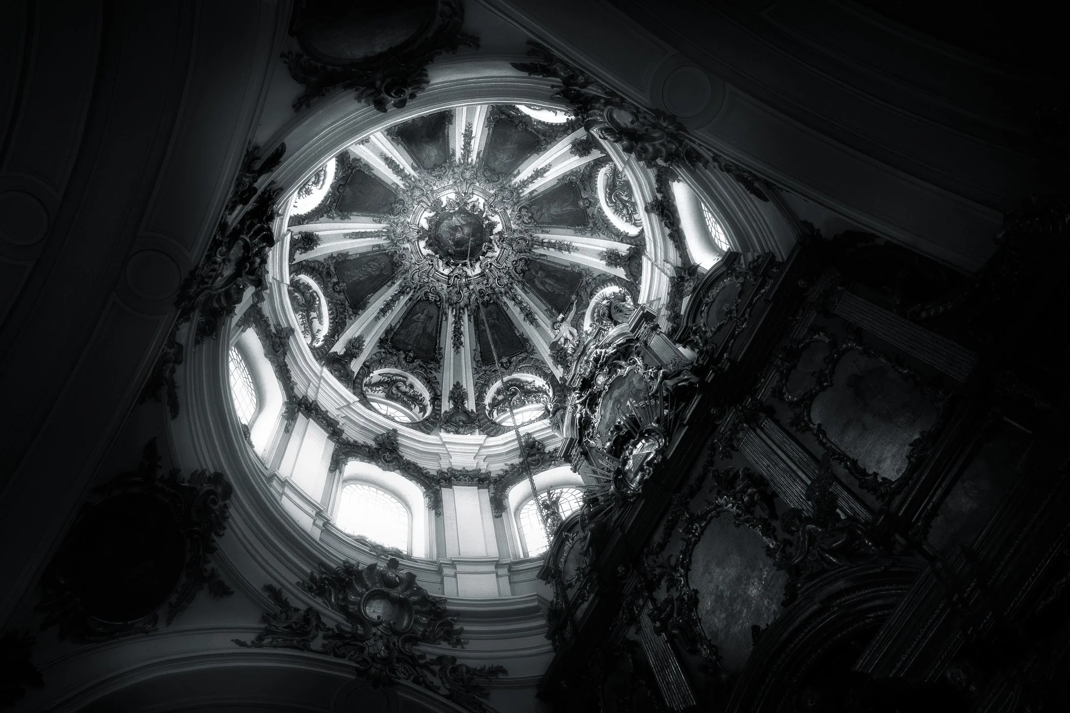 Cuplo Saint Andrews Interior dome of Saint Andrews Church in Kyiv bathed in light..