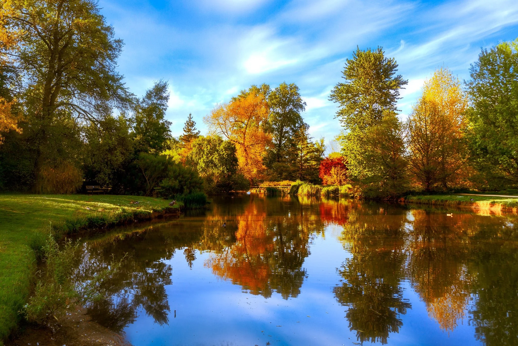 autumn-reflections-university-parks-oxford-fine-art-landscape-photography-john-wright.jpg