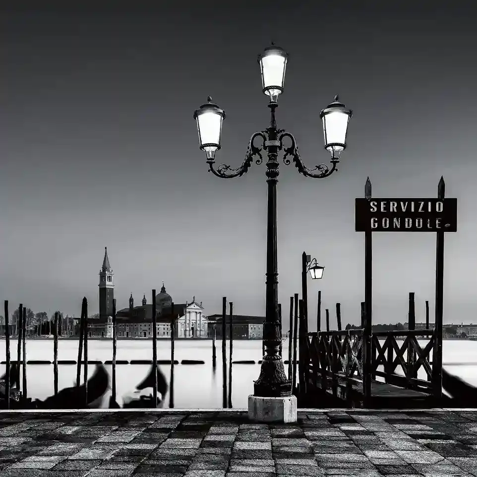 Night by the Gondola Service