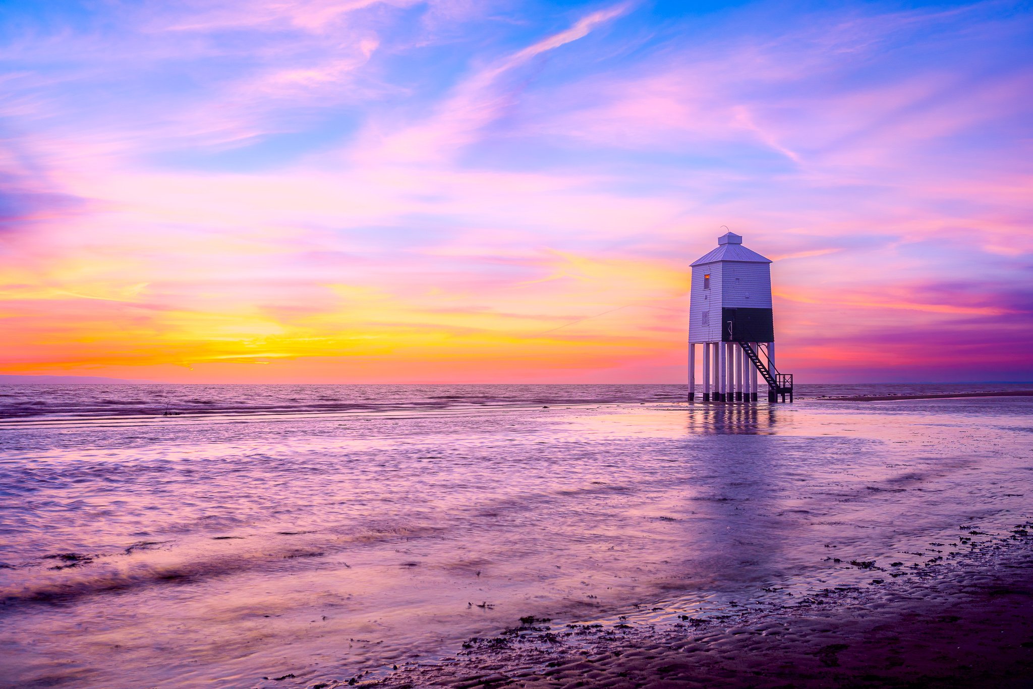 sunset radiance at burnham-on-sea.jpg