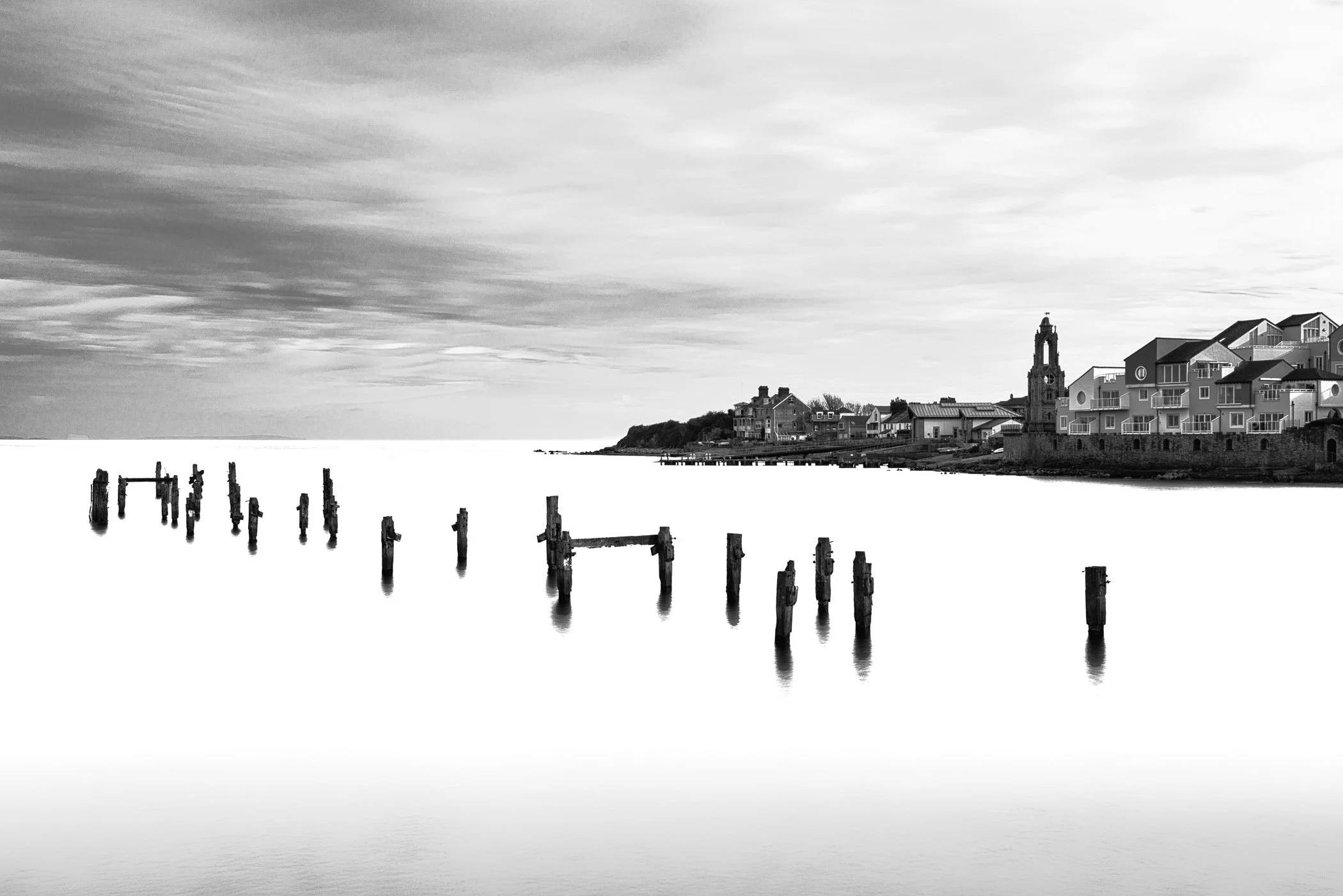 Silent Echoes A peaceful composition exploring soft gradients, subtle light, and vast open space.
