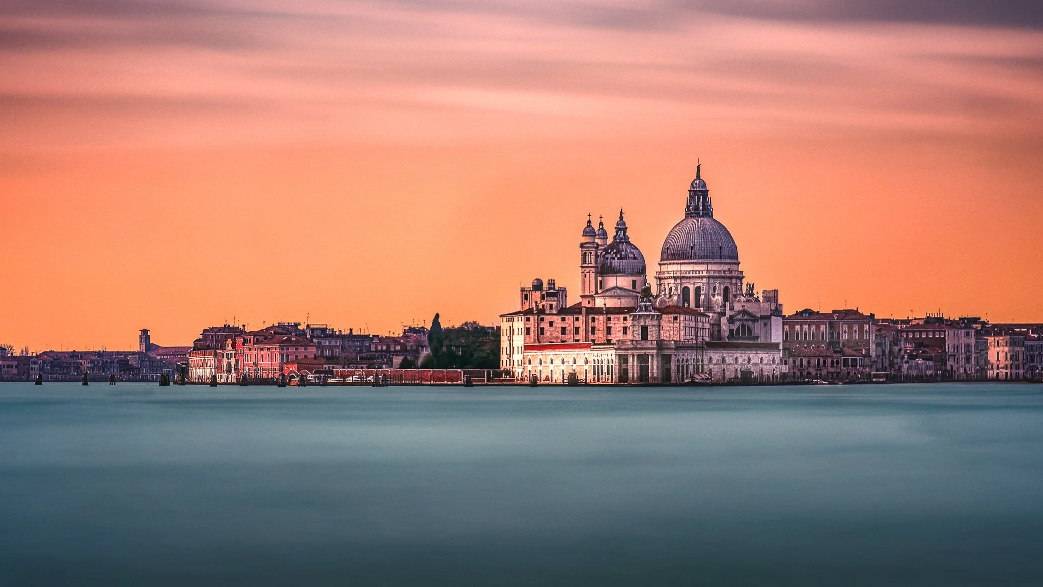 santa-maria-della-salute-venice-sunset.jpg
