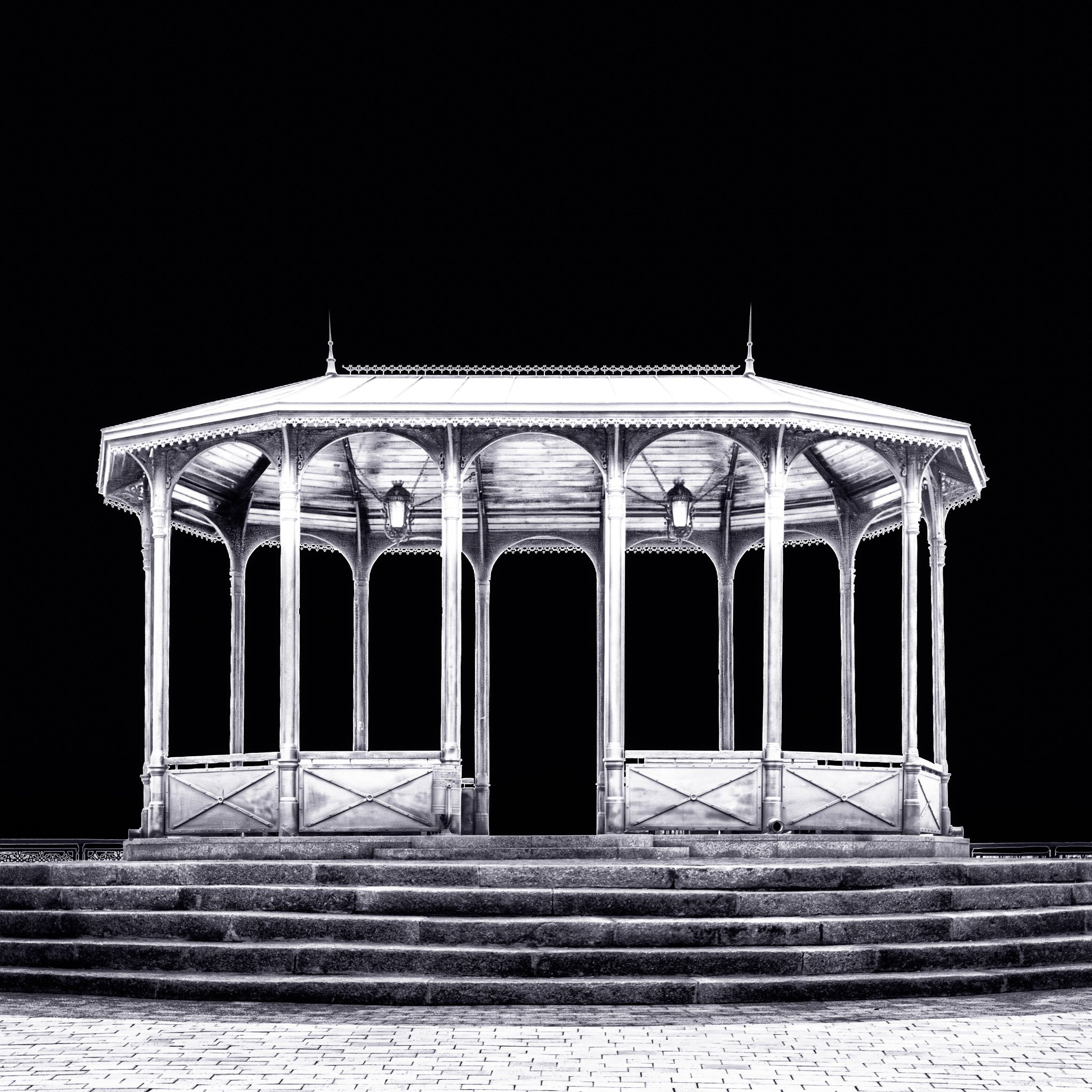 night-pavilion-kyiv-fine-art-photography-john-wright.jpg