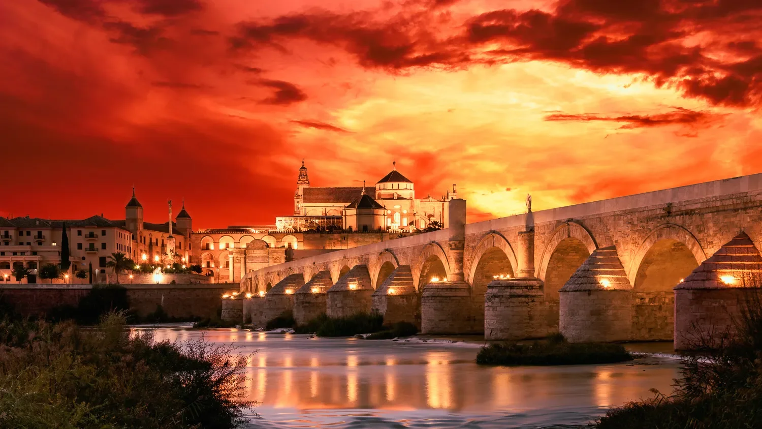 cordoba-sunset-skyline-spain.webp