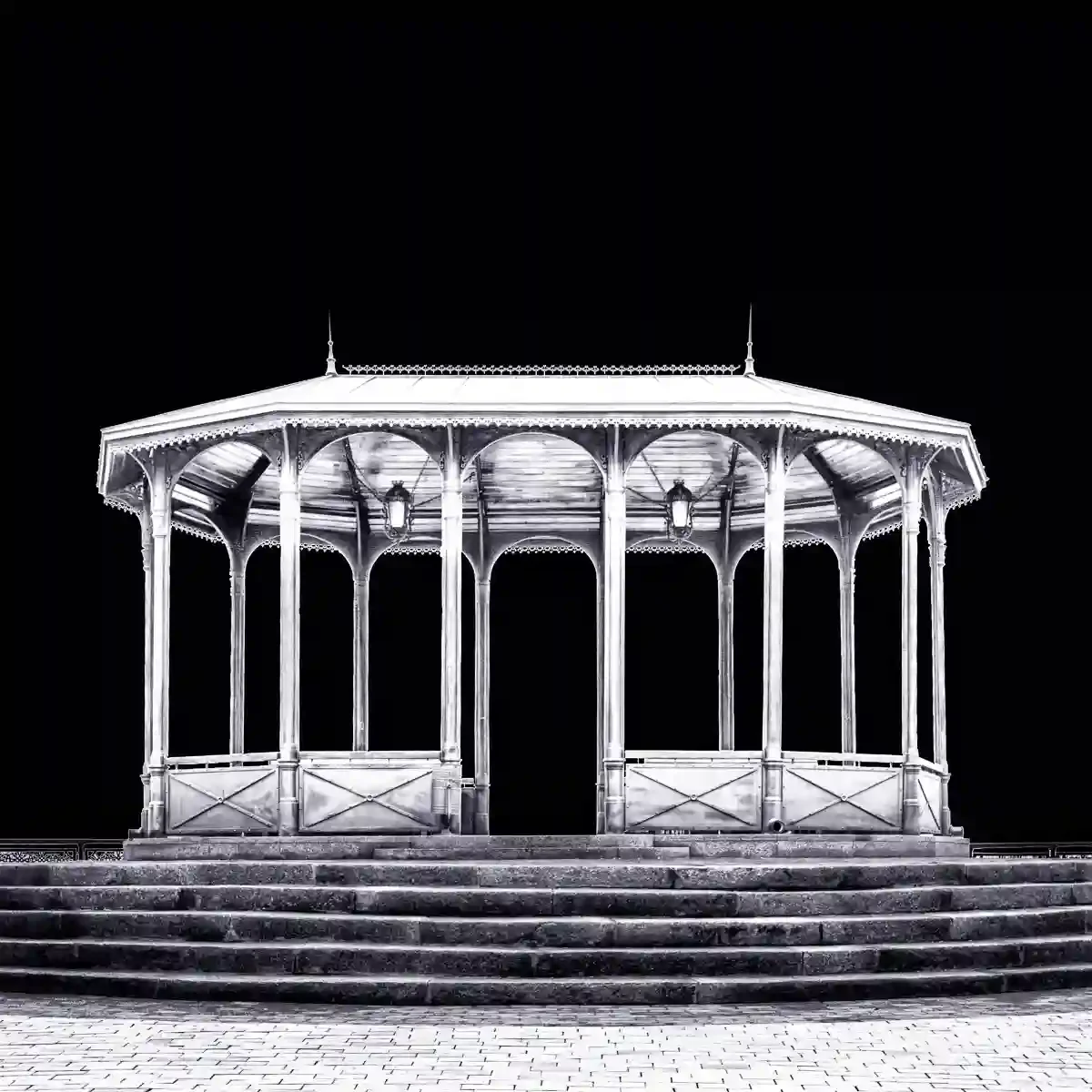 Viewing Stand