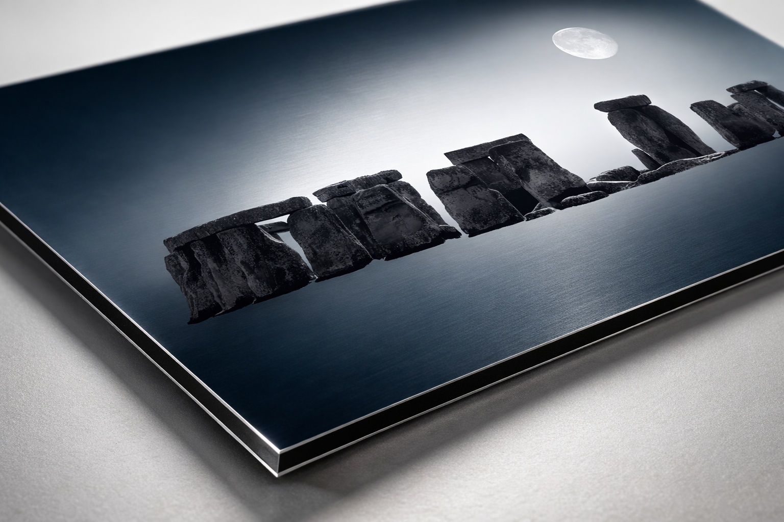 Under the moon closeup.png