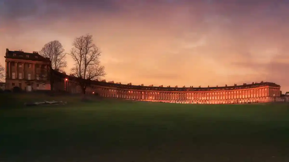 Last Light on the Crescent