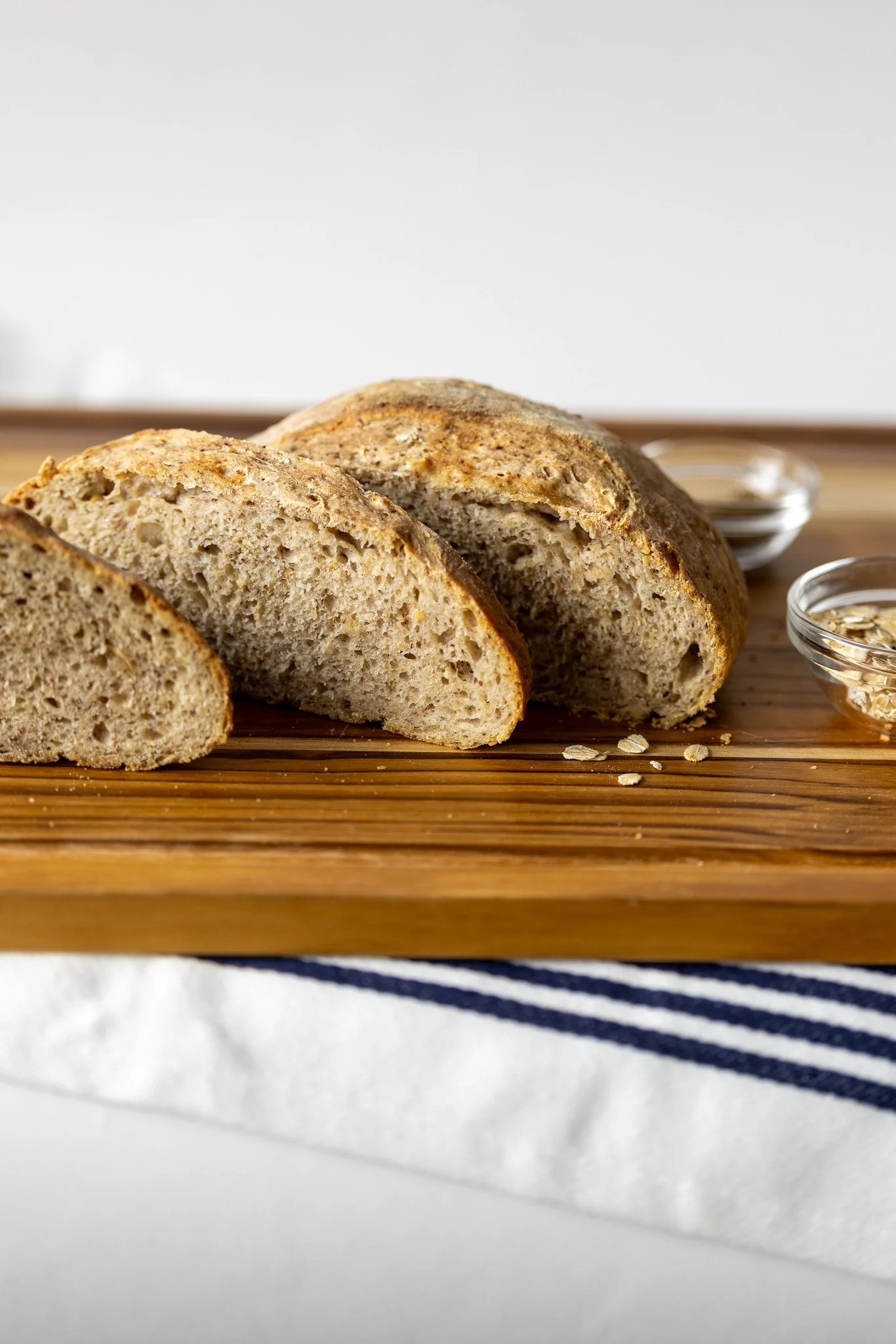 arctic-sourdough-wheat-oats-johnny-michael-sliced-fanned.jpg