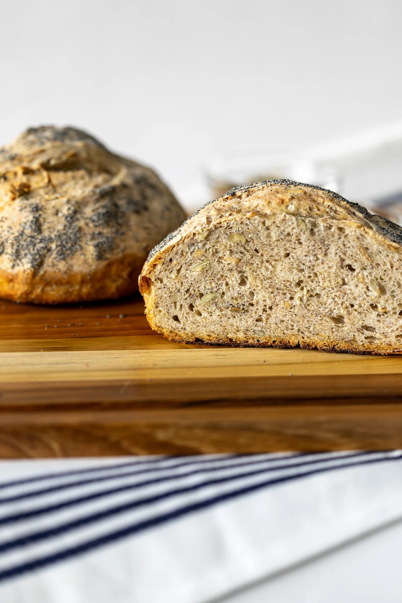 Arctic Sourdough Poppyseed Rye Johnny Michael 03.jpg