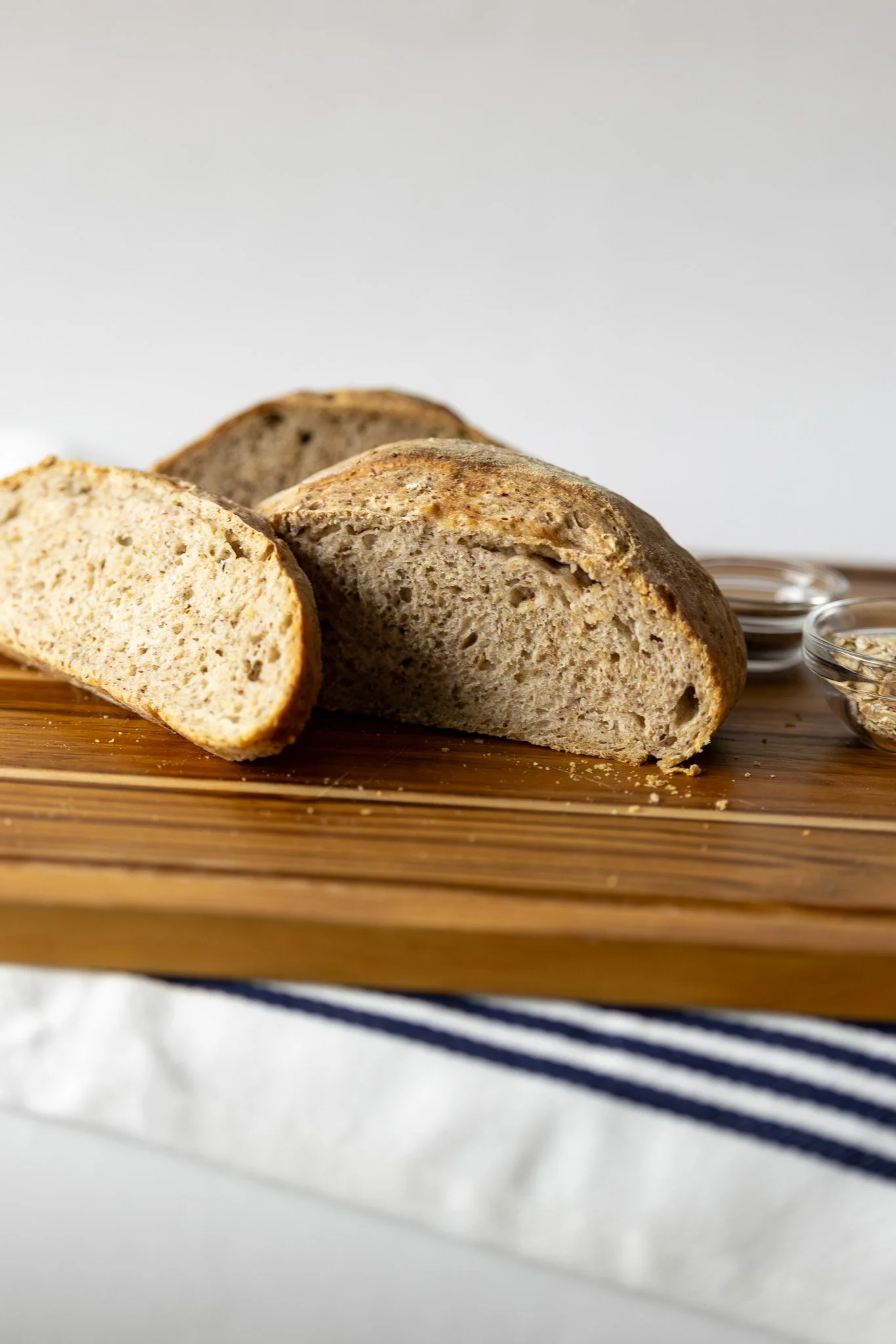arctic-sourdough-wheat-oats-johnny-michael-sliced-closeup.jpg