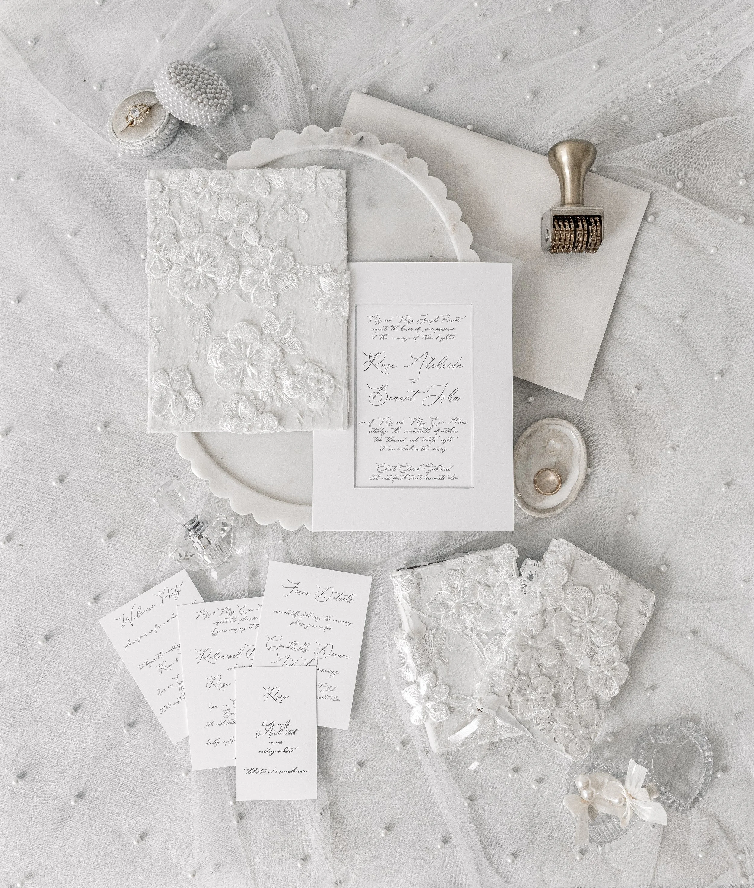 modern-wedding-invitations-embroidred-floral-pearl-flowers.jpg