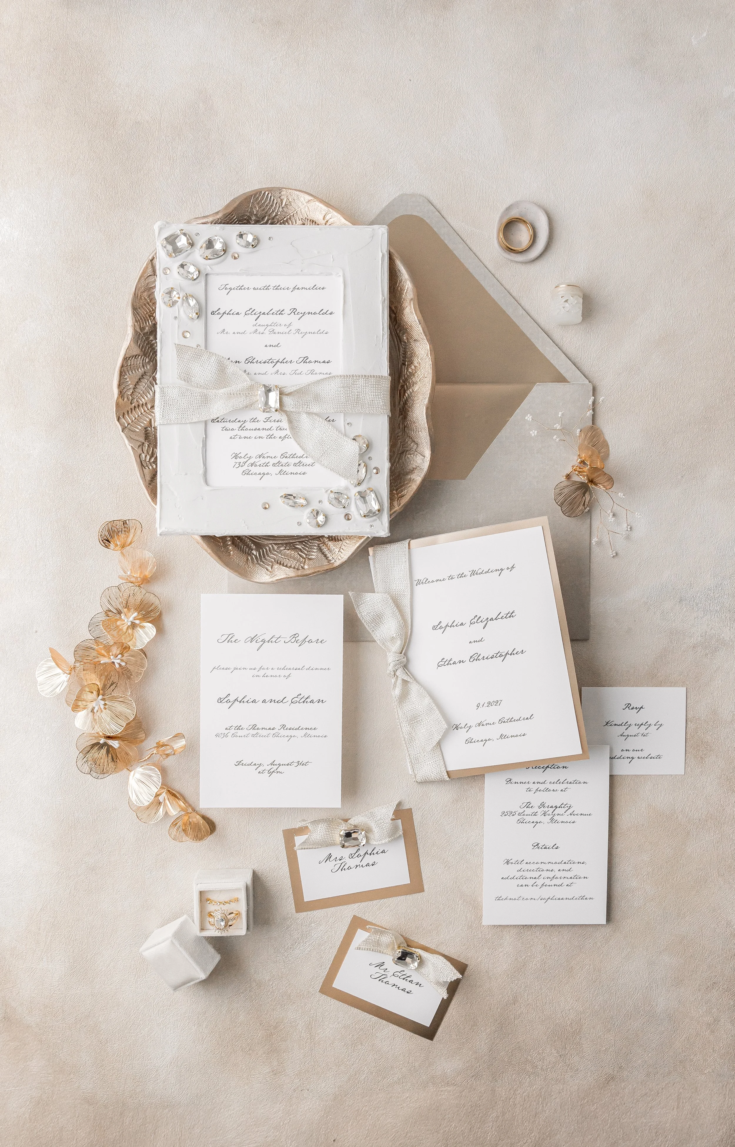 NOTE_CustomWeddingStationeryDesign_Flatlay-2-75.jpg