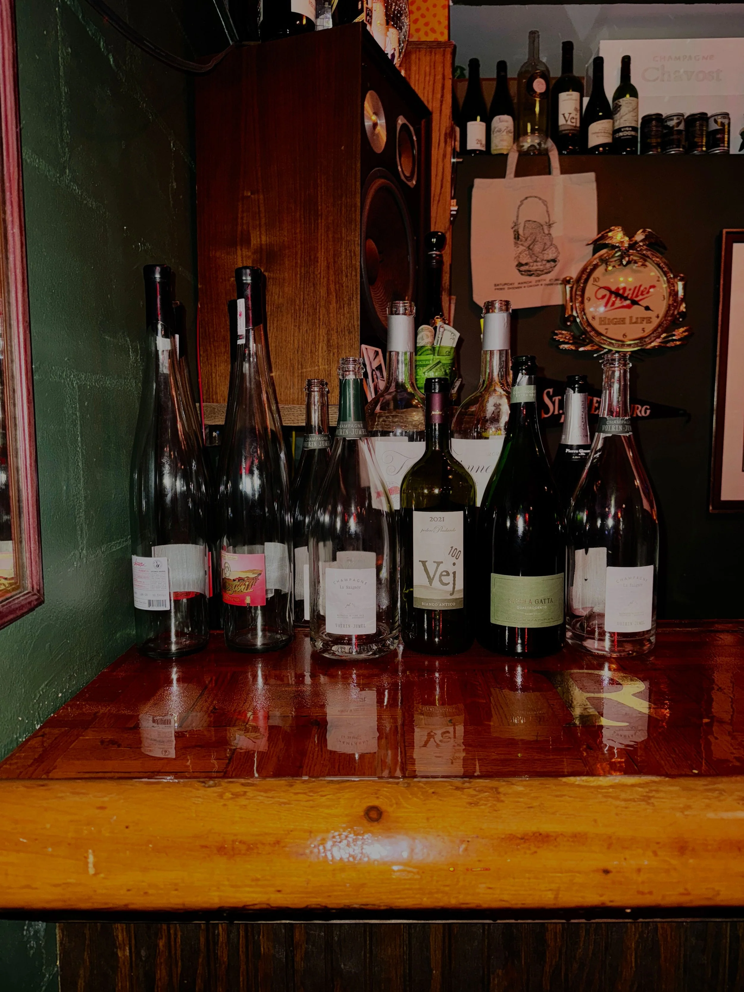 Spitz_Wine_Bar_St_Petersburg_Wine_Club.jpg