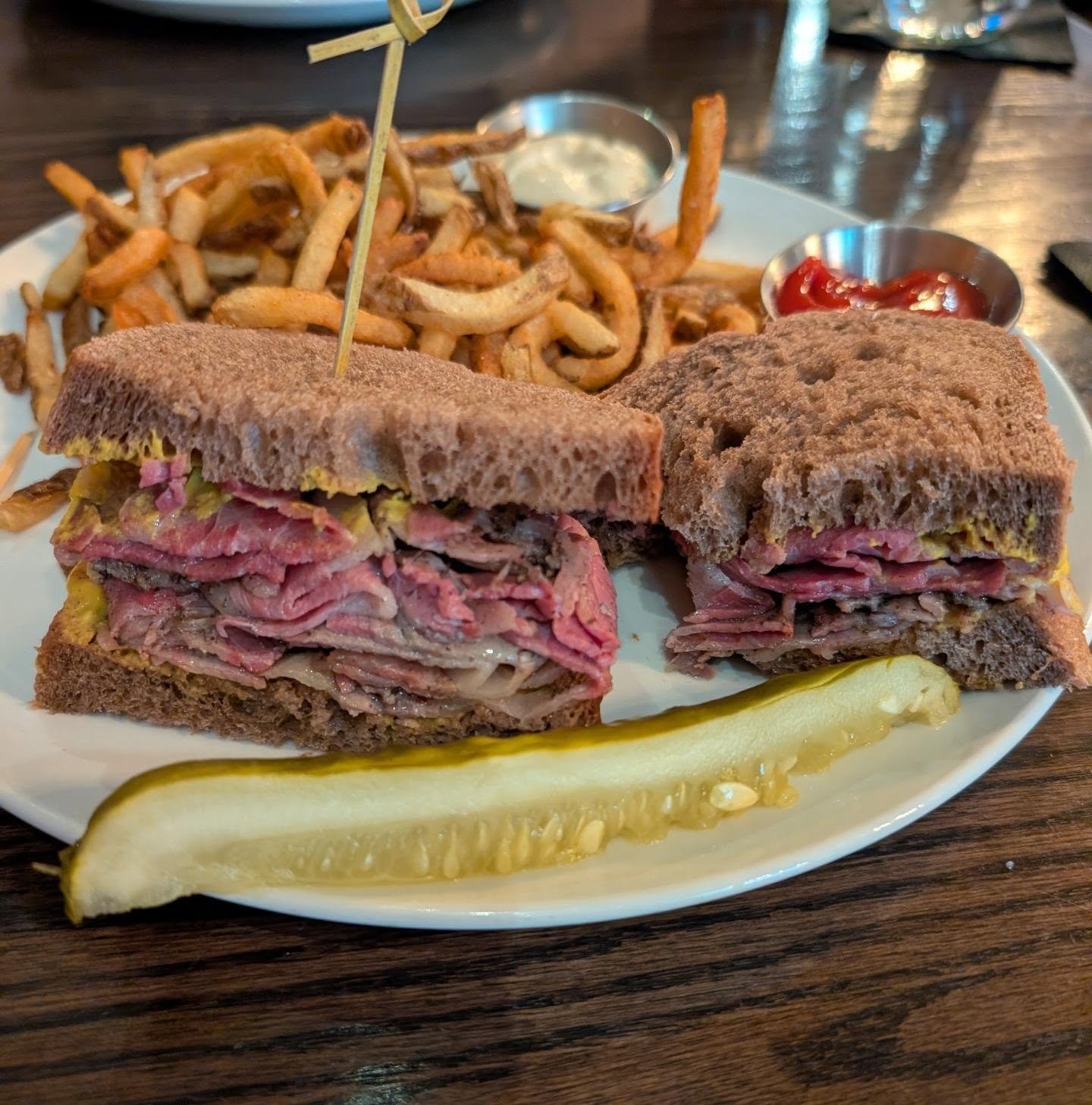 Hands down one of the best in the city! @thederrickyyc ! Thank you @nate_newman and @reste.music

#lunchtime #yyceats