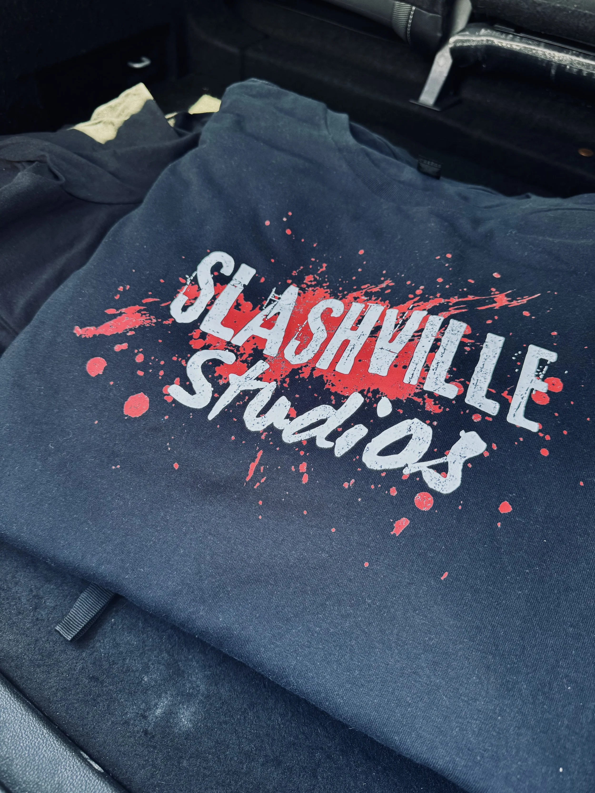SLASHVILLE T-SHIRT SIZE MEDIUM