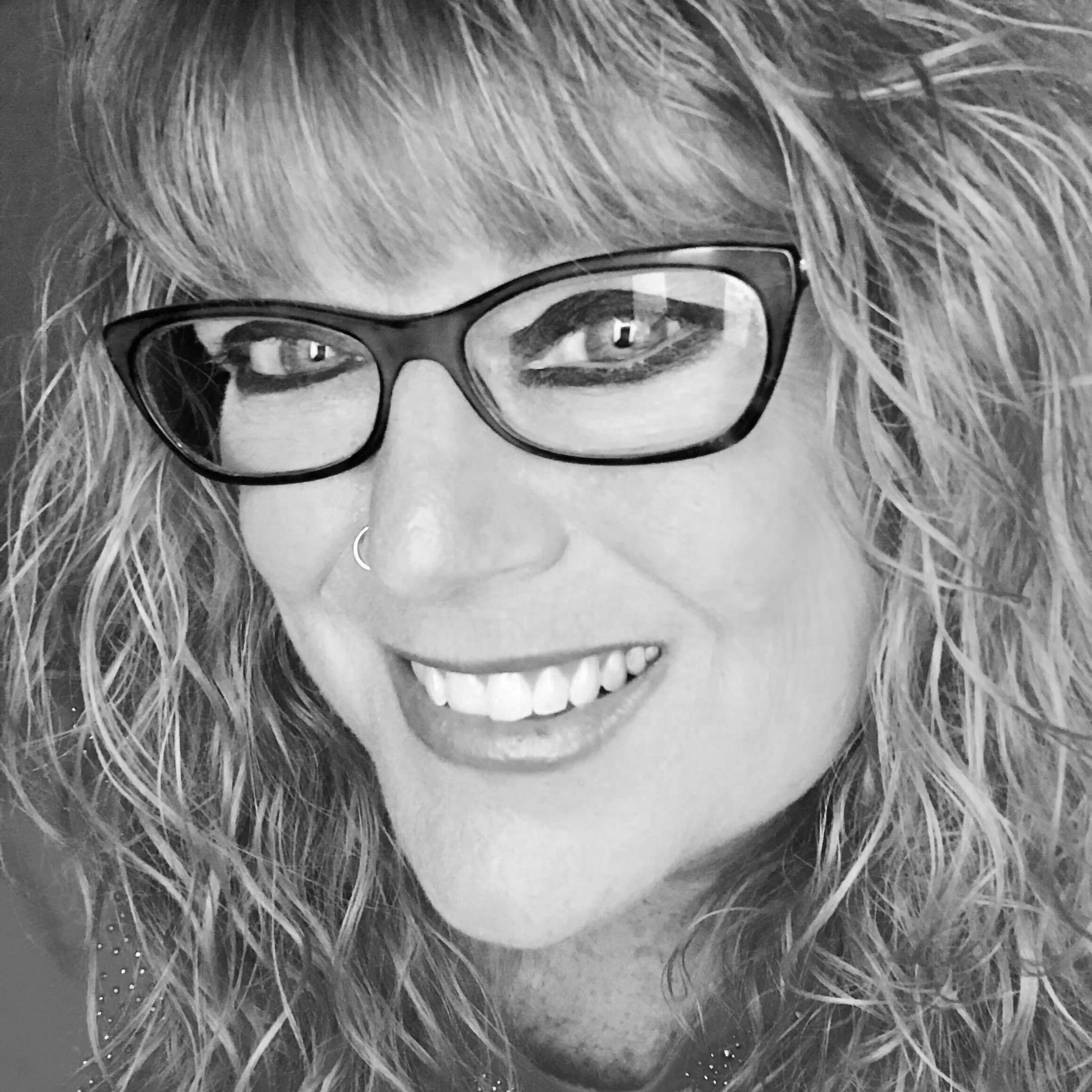 Stephanie_Heinze_headshot