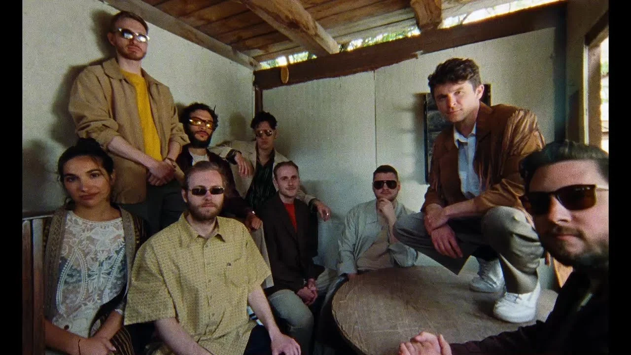 Busty and the Bass - Karneval