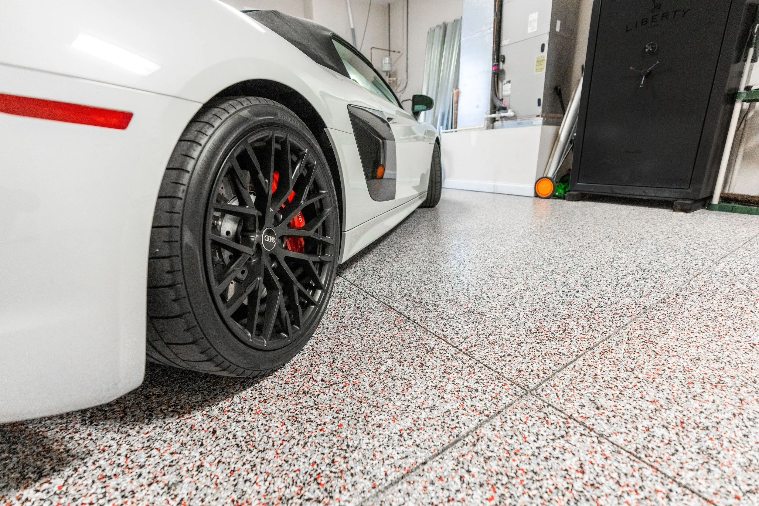 20221005_Penntek_Custom Flake Garage-020.jpg