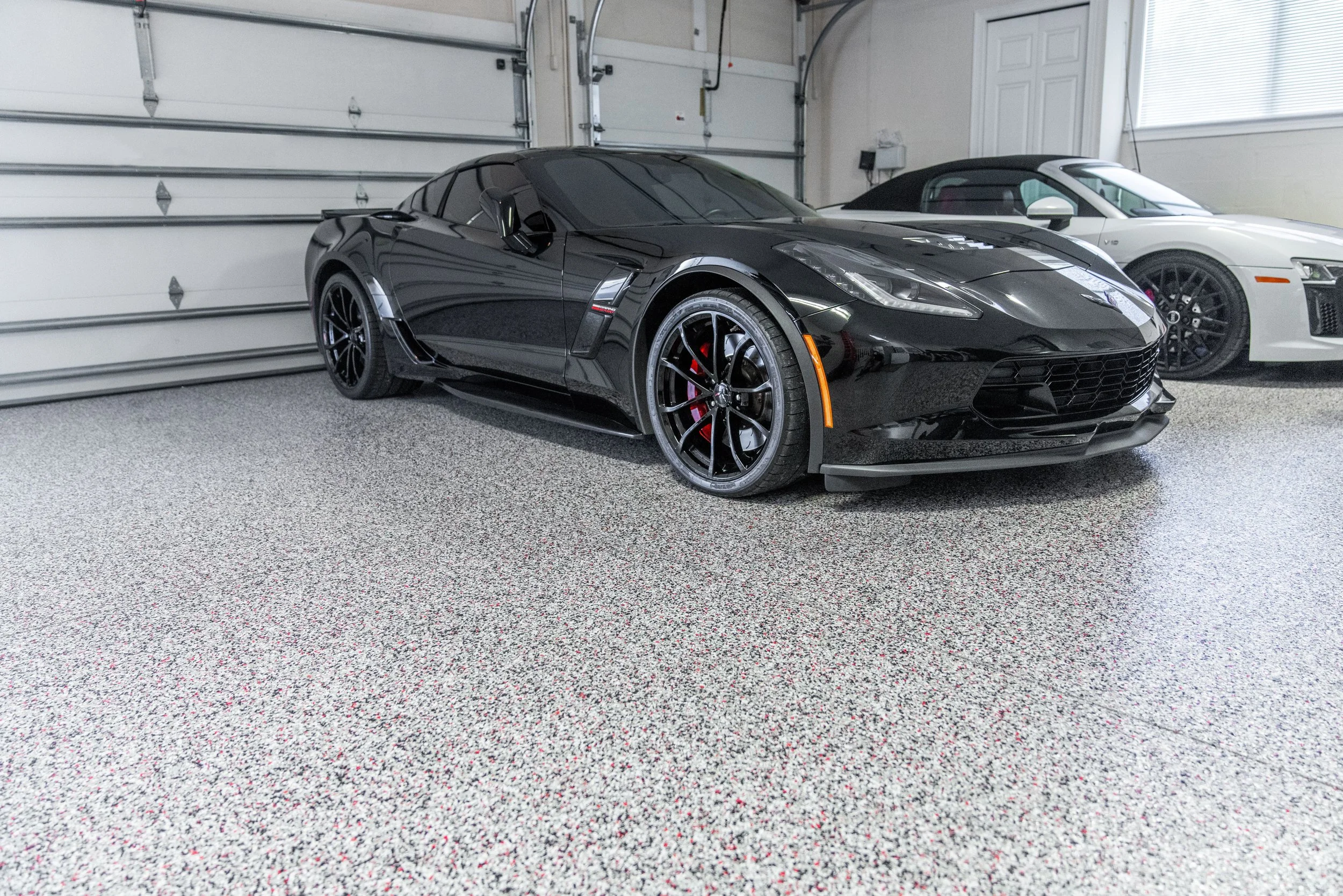 20221005_Penntek_Custom Flake Garage-007.jpg