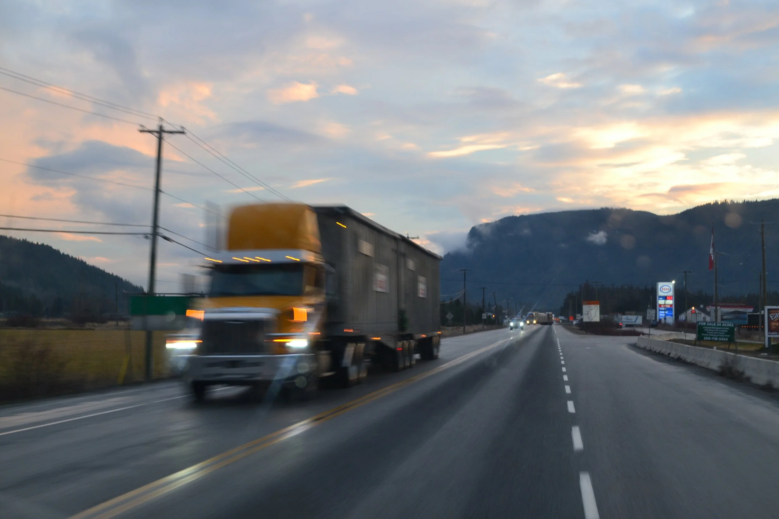 Nikon DSLR borrowed from my sister :)