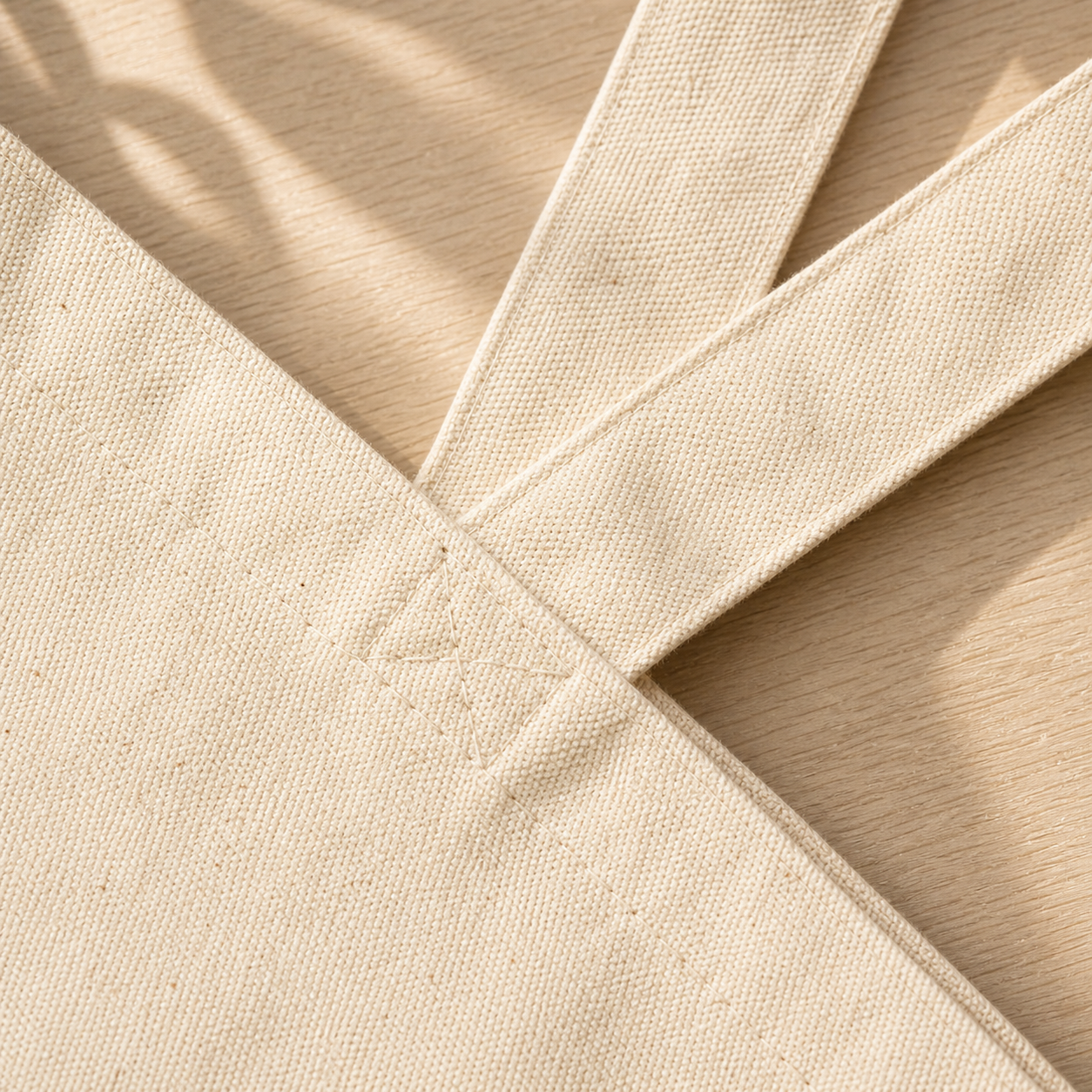 TBW Tote Detail.png