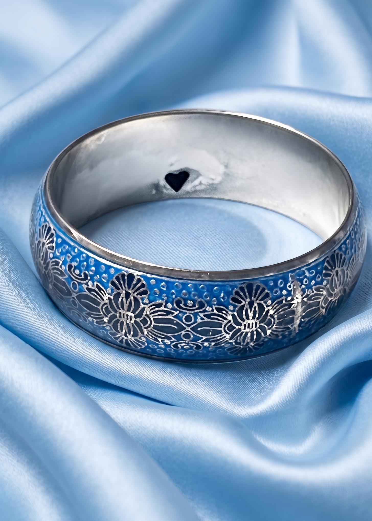 blue SS bangle.png
