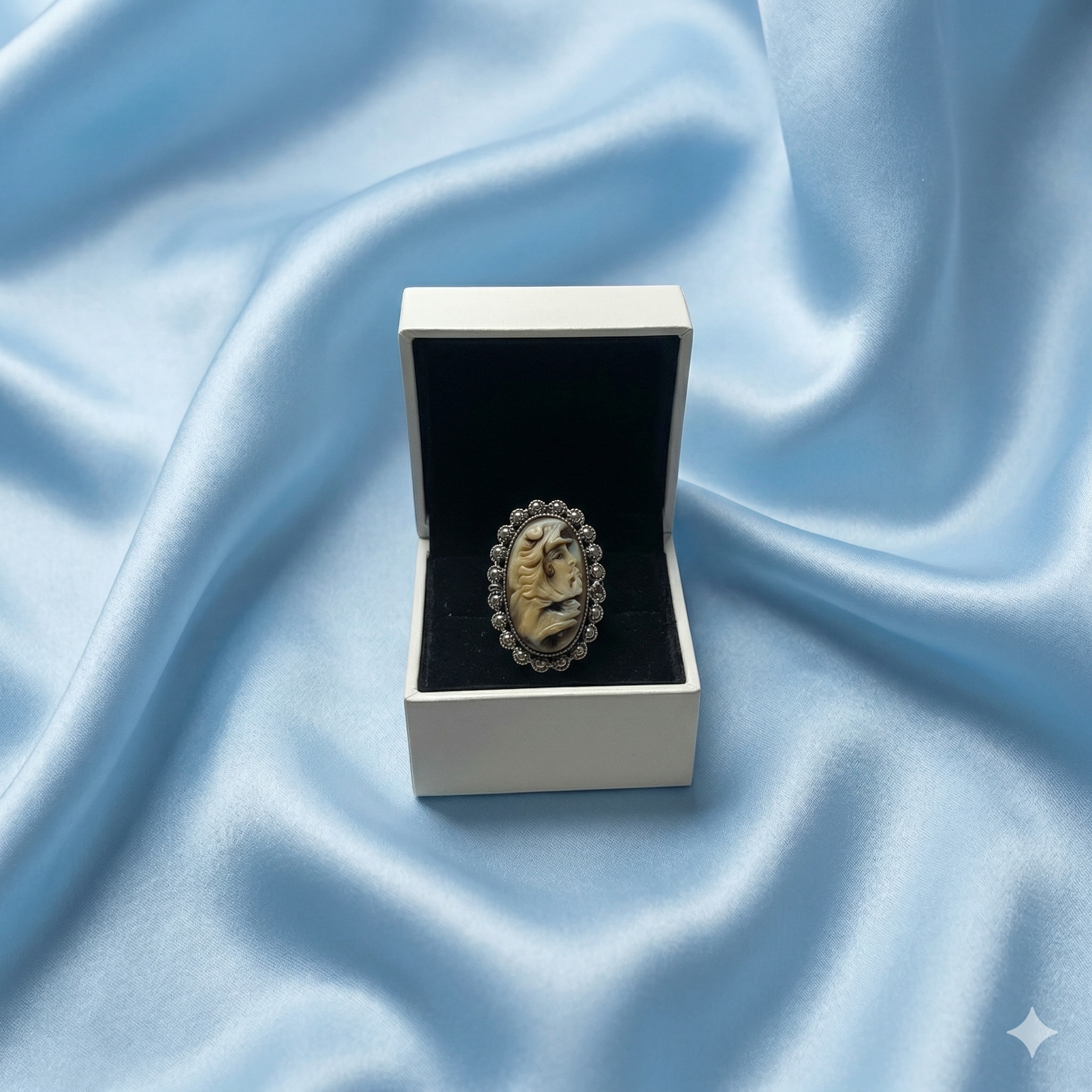 Vintage Silver & Marbled Monochrome Cabochon — 9.0g — Size K