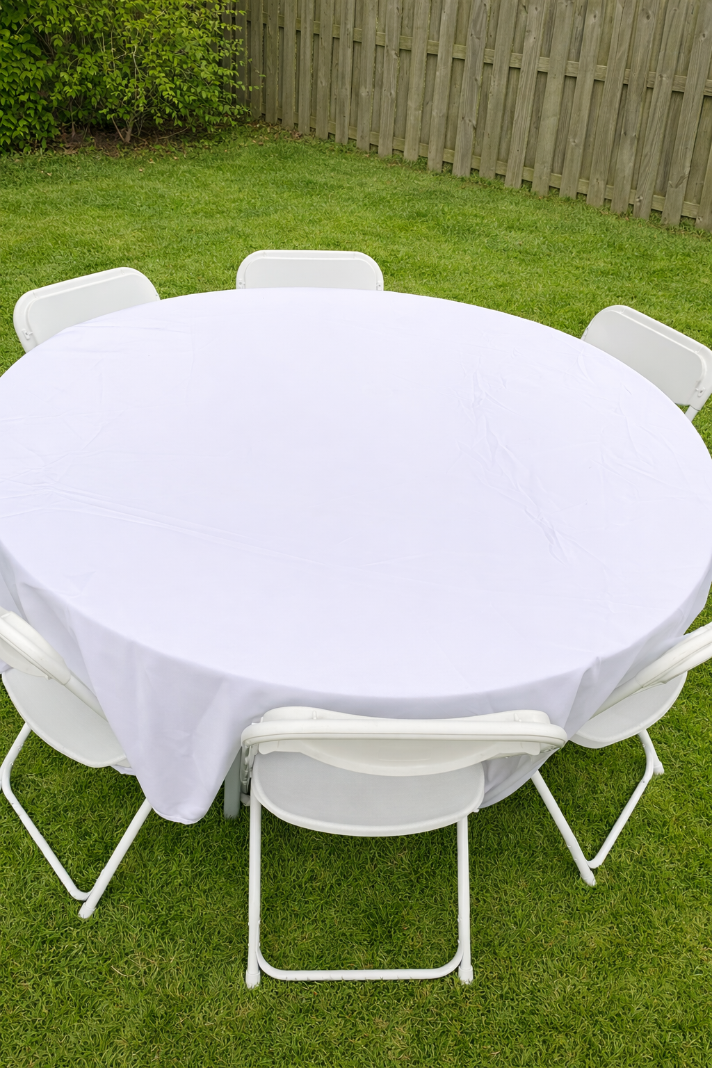 table chair linen.PNG