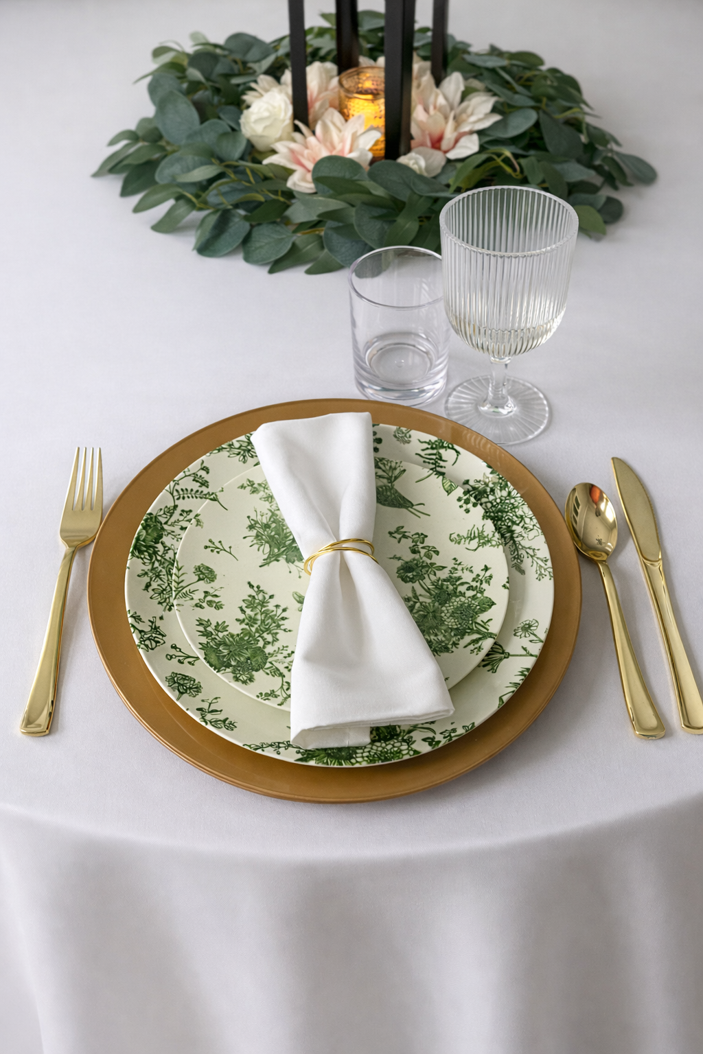 greenery plate setting.PNG