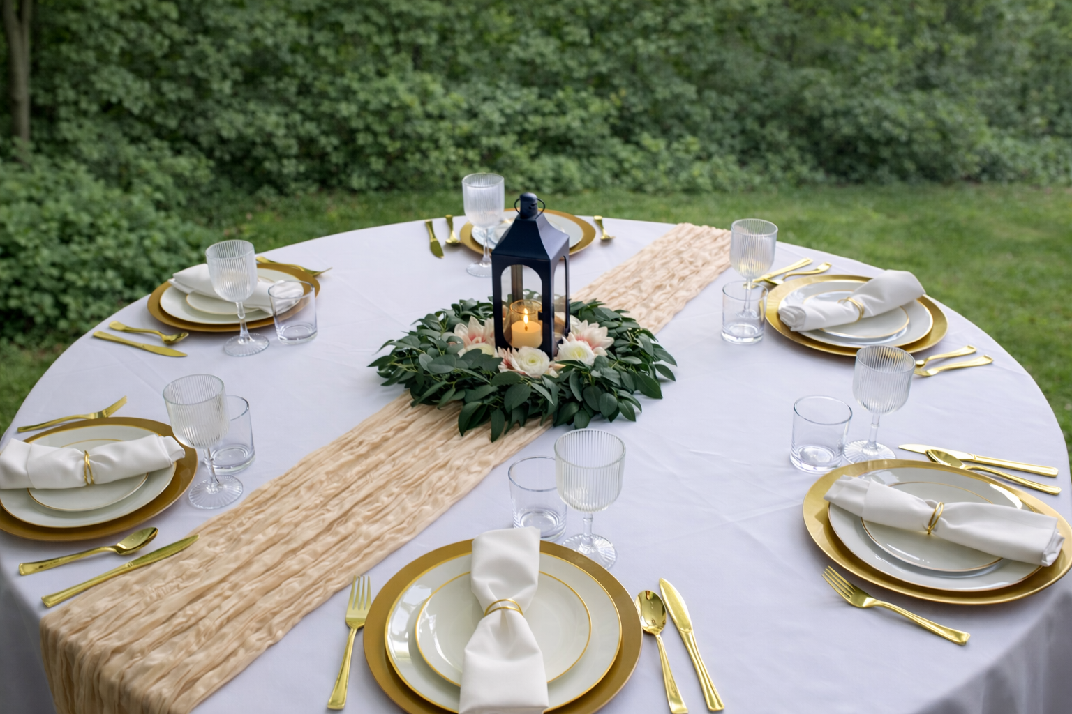 Luxe Tablescape Package (Up to 24 Guests)