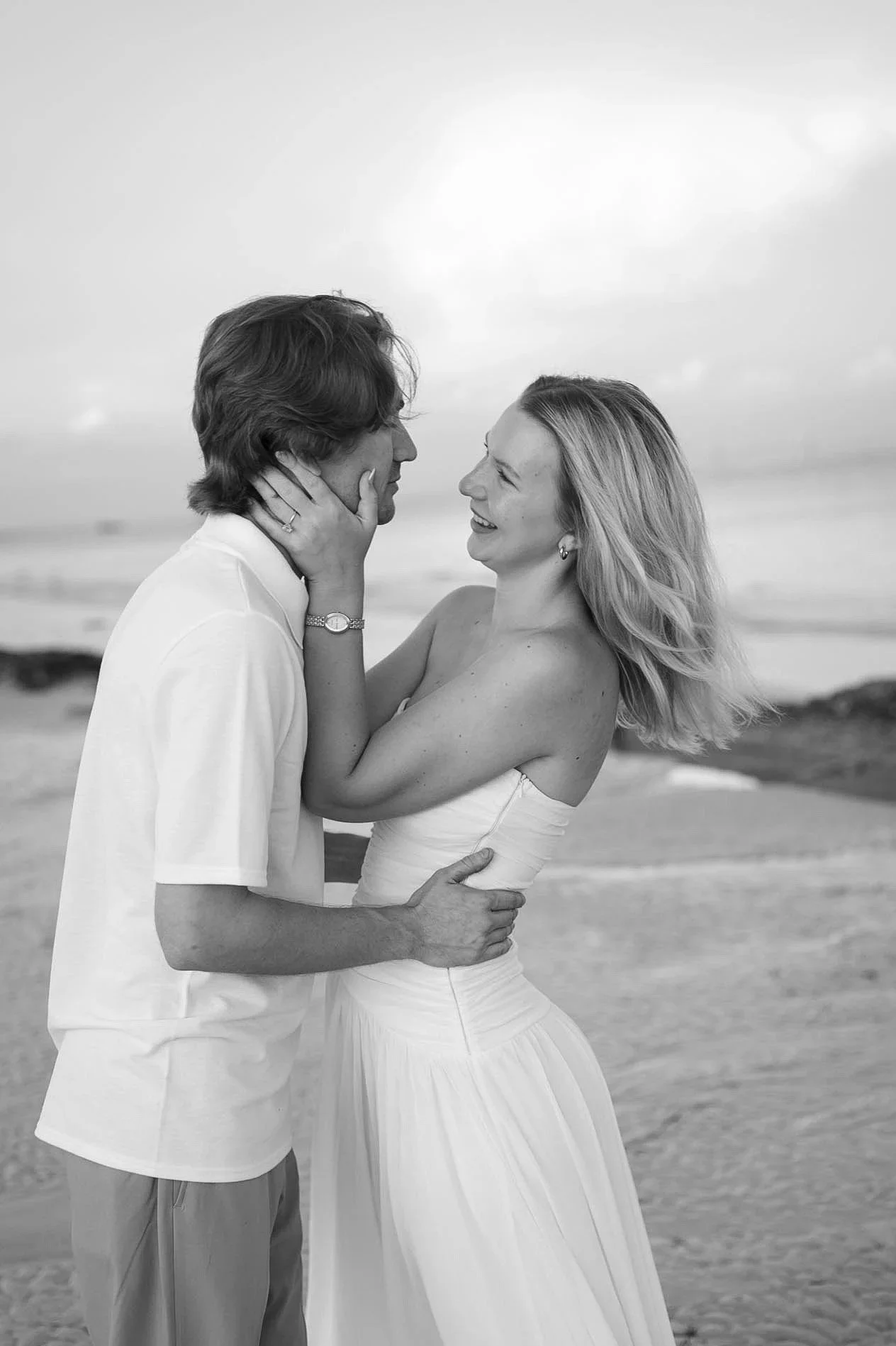 ENGAGEMENTS & COUPLES