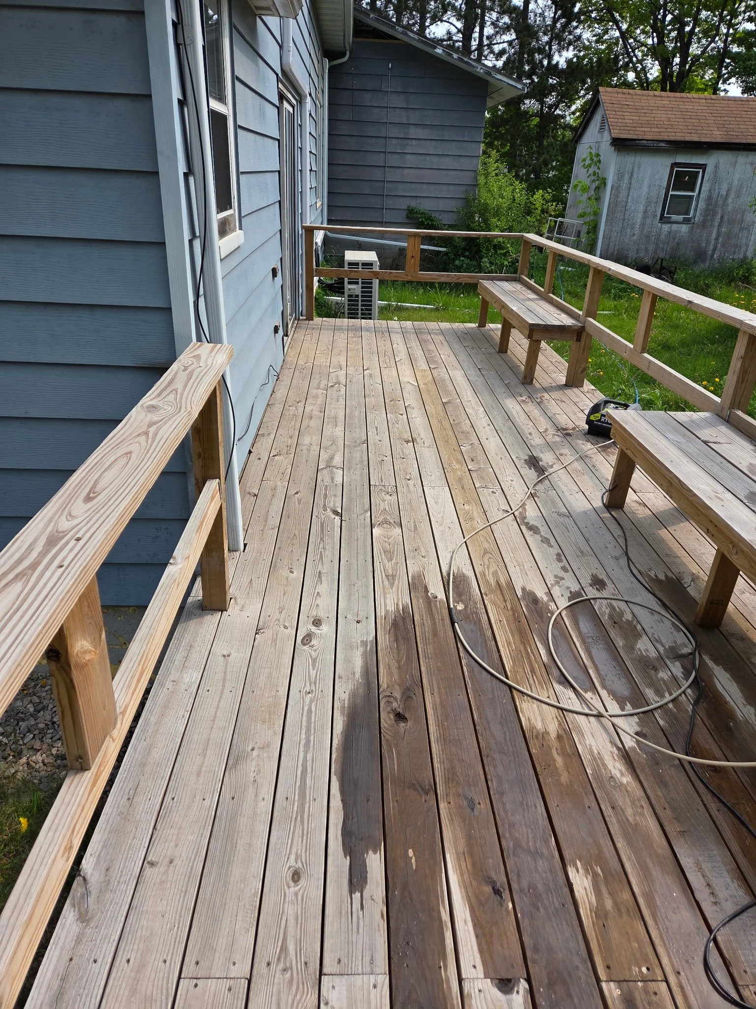 Iron range minnesota deck repair and stain