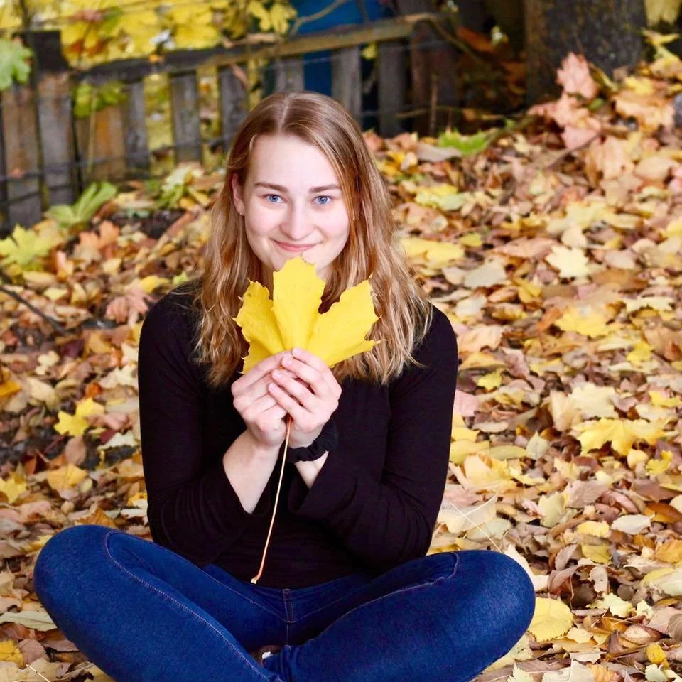 Steph Valouch, Reception