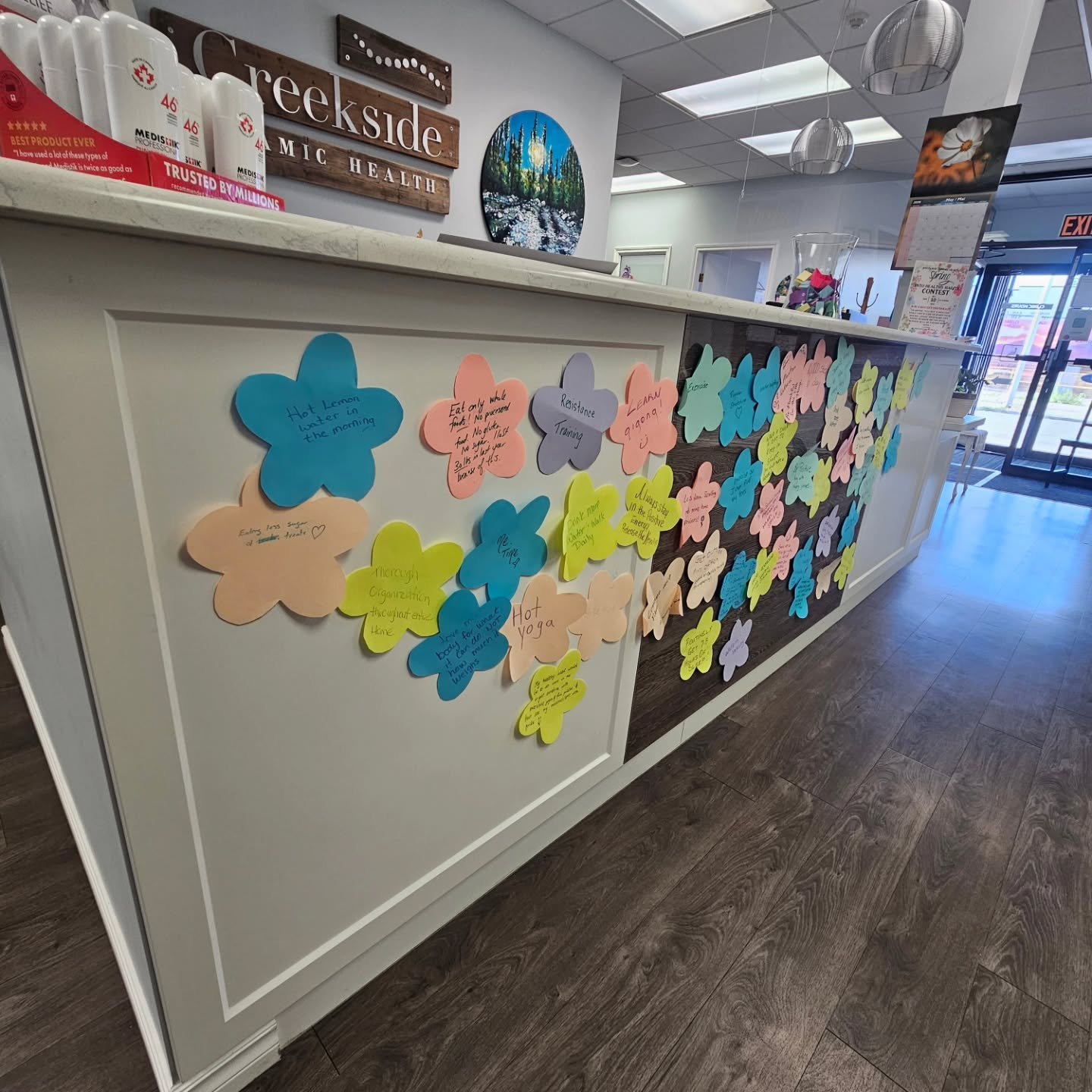 Don't forget to enter our Healthy Habits contest, it closes on Mother's Day! 🌼 🌸 
Come in to the clinic to enter, or DM us with your healthy habit and phone number!