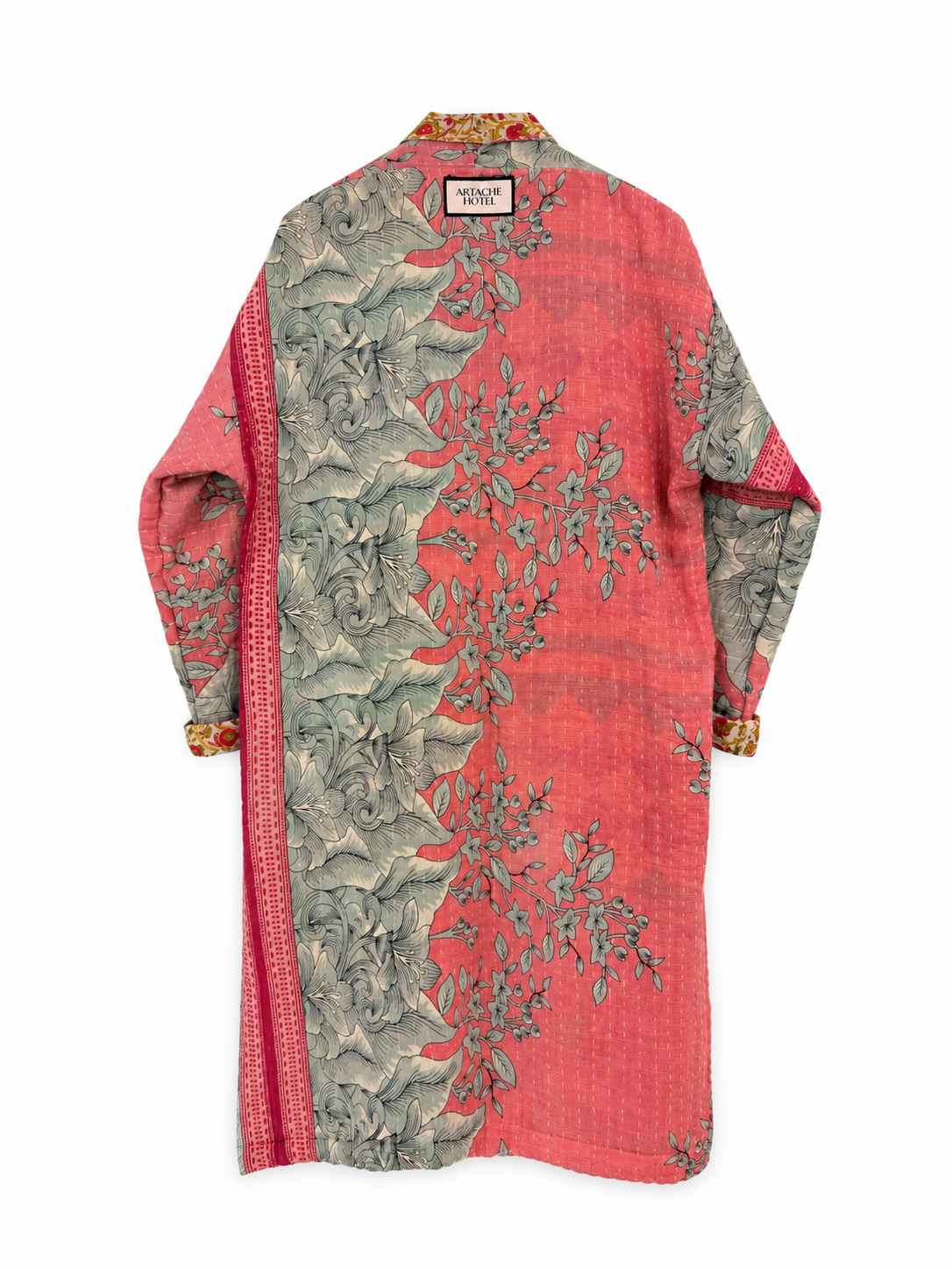artache-hotel-robe-003-s-back-b-web.png
