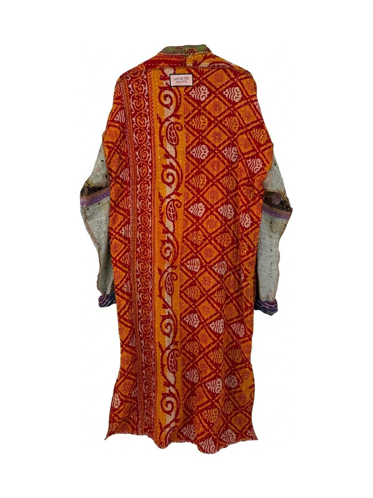 artache-hotel-robe-017-lg-back-b-web.jpg