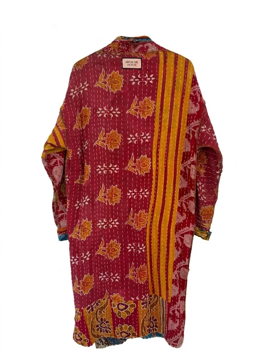 artache-hotel-robe-kantha-015-m-back-b.jpg