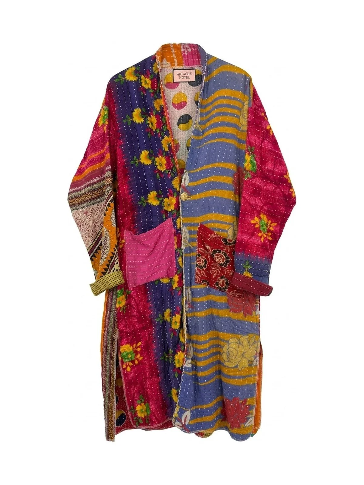 artache-hotel-robe-022-lg-front-a-web.jpg