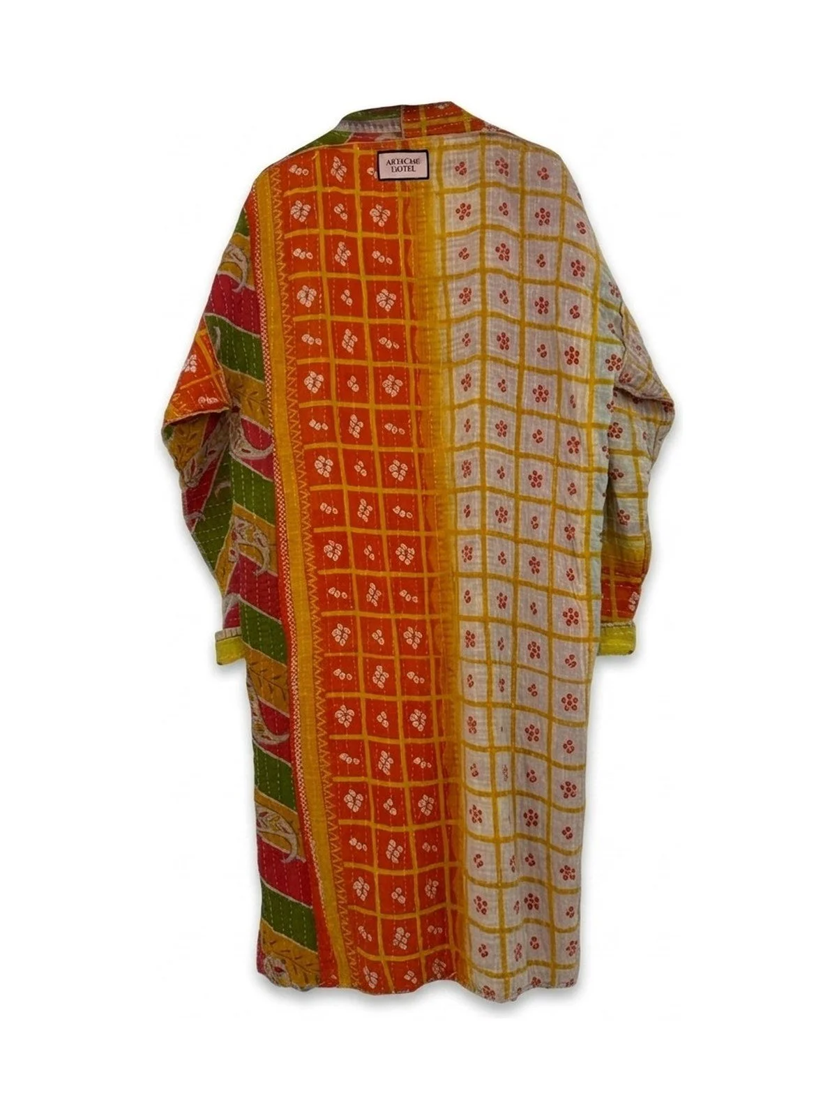artache-hotel-robe-019-lg-back-b-web.jpg