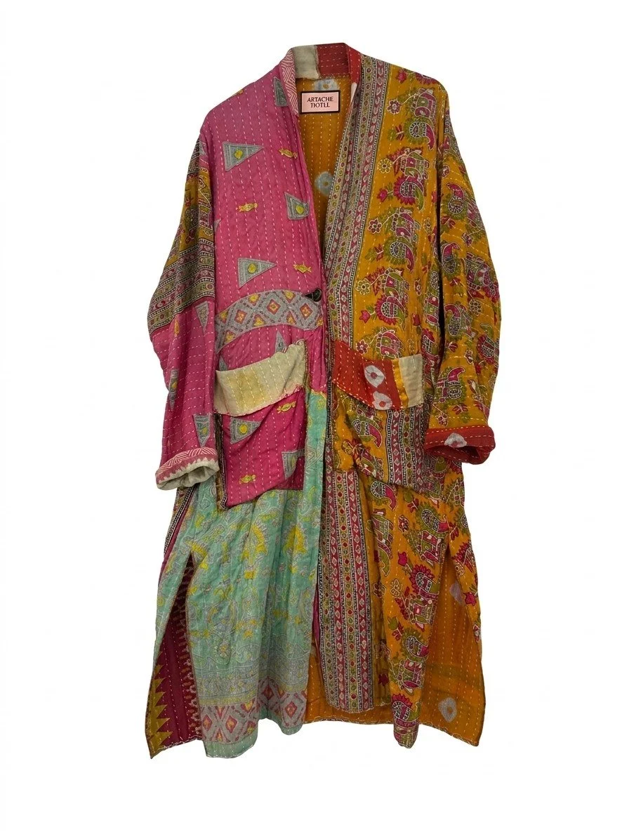 artache-hotel-robe-kantha-010-m-back-a.jpg