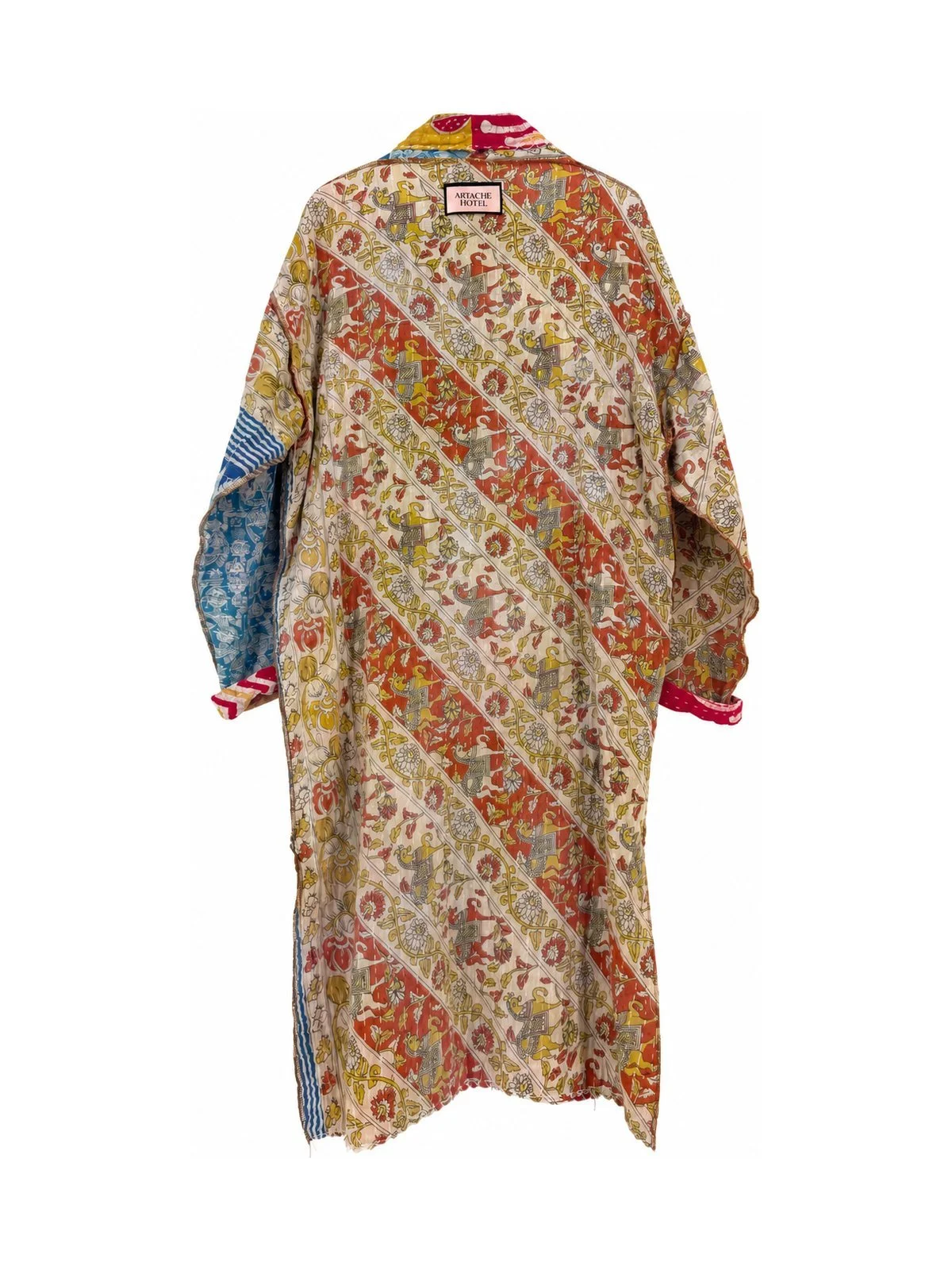AH-ROBE-M-026-back-a-web.jpg