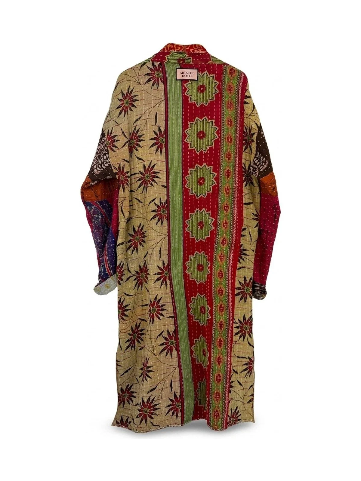 artache-hotel-robe-017-lg-back-a-web.jpg