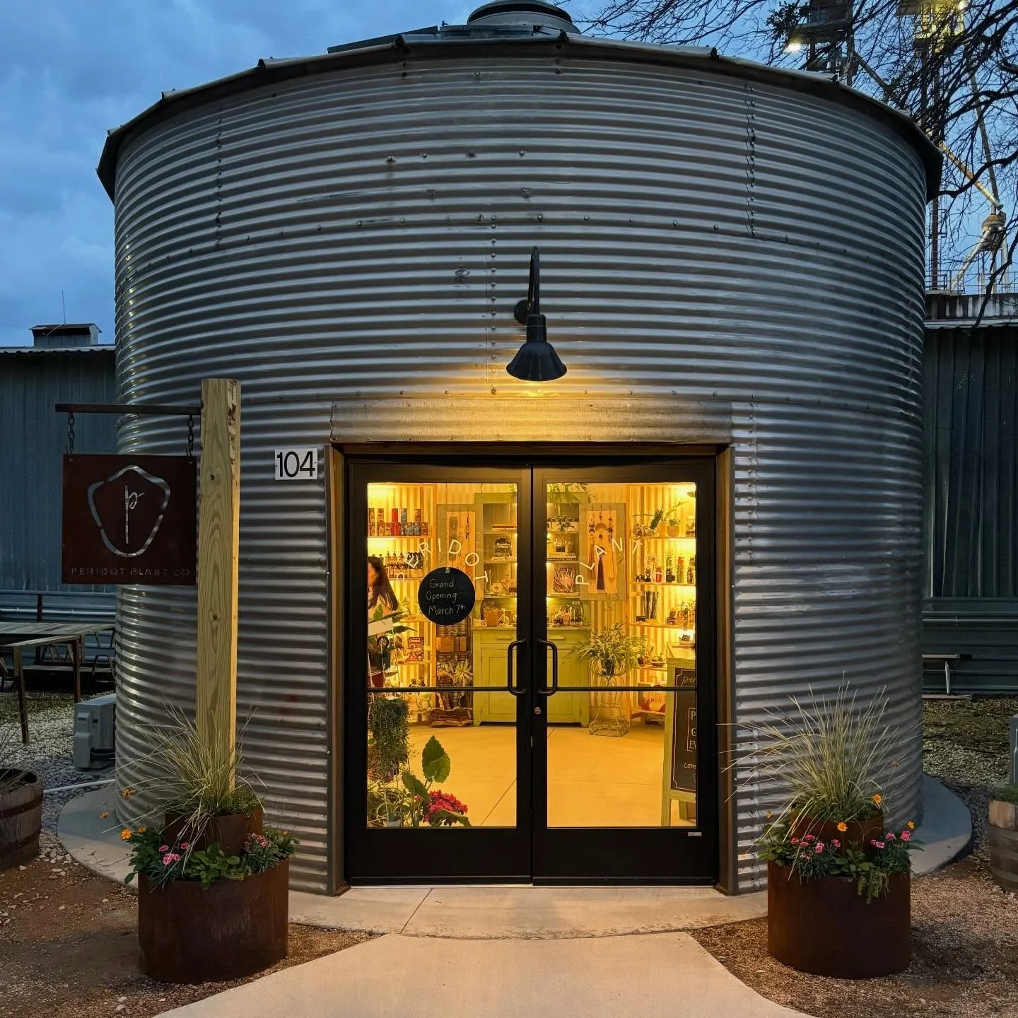 Shop Peridot starting tomorrow!! Wed.-Sun 11-6 except for special event days!
Schedule your private events or checkout our website for upcoming workshops!  Create your own tiny little world at Peridot!