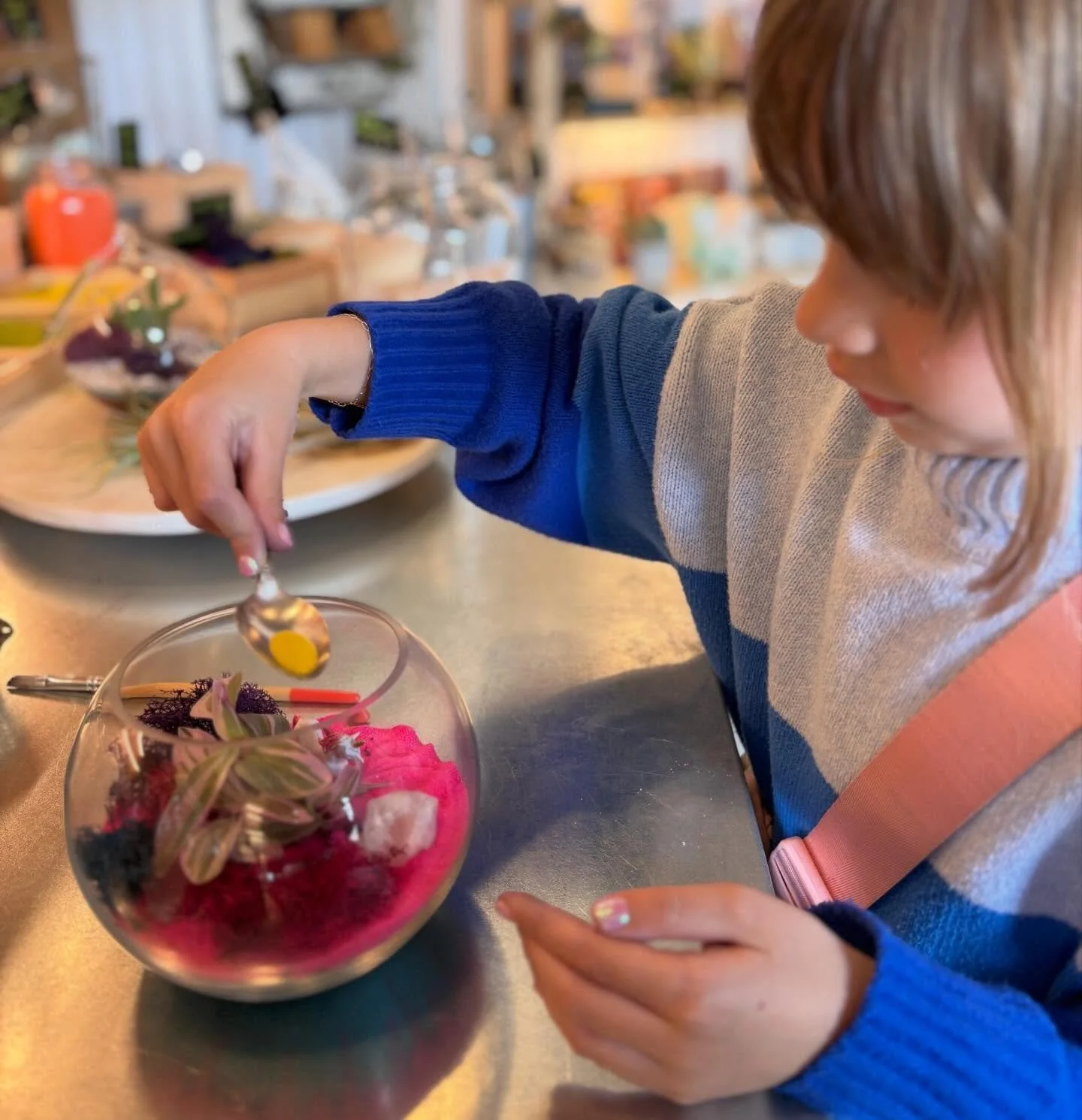 Creating the perfect world for her unicorn! 🦄