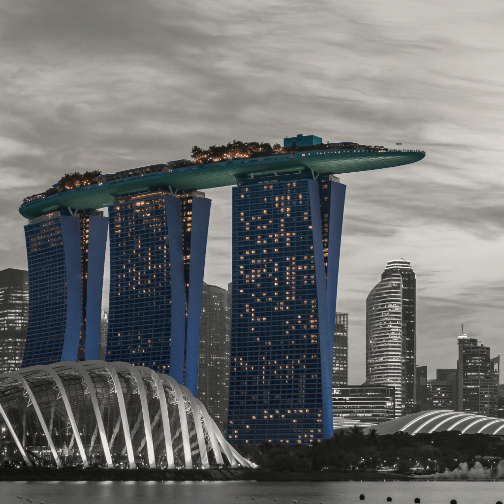 Singapore’s 2026 Growth Outlook Upgraded as Economists See Momentum Building