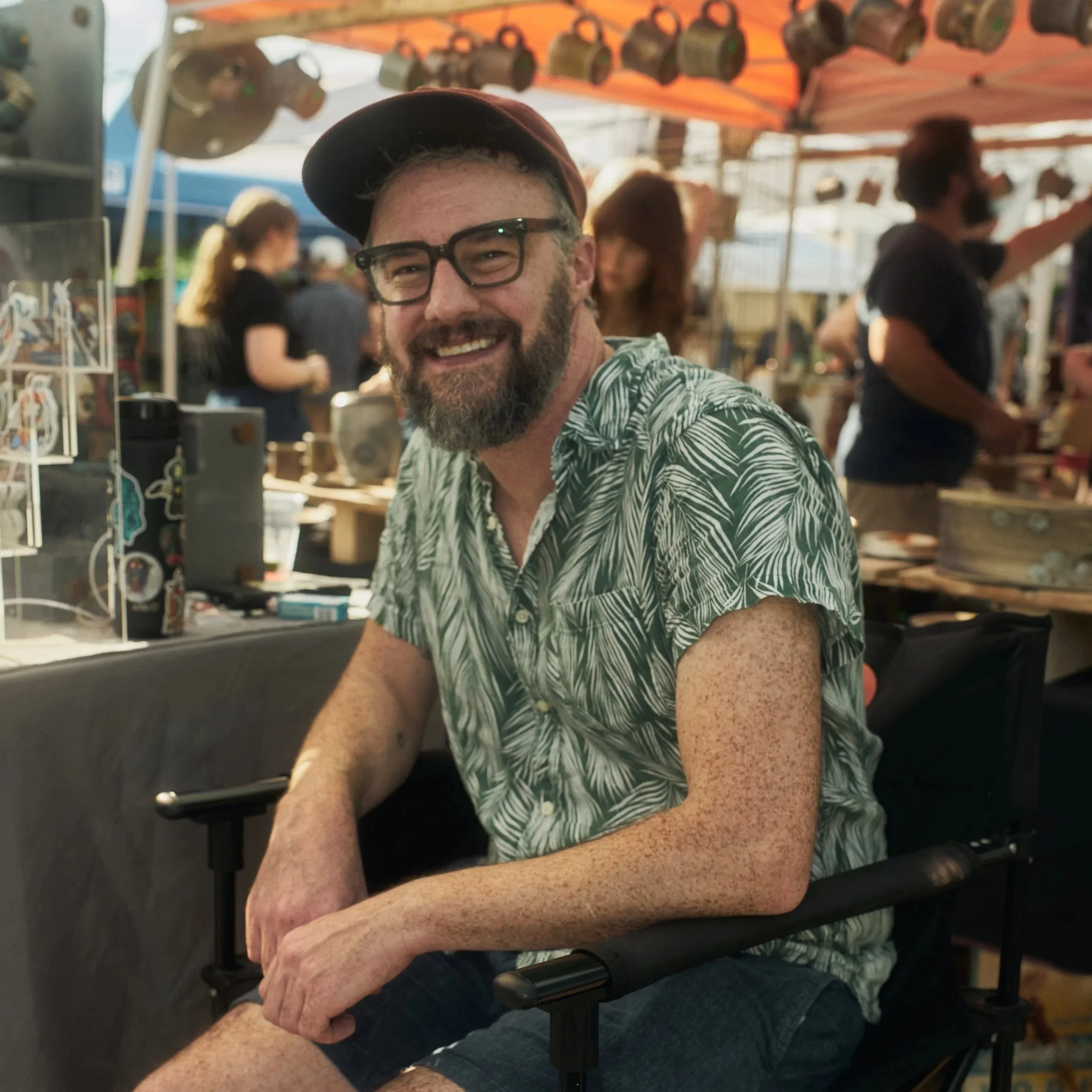 Demonstrating Artist and Guest Juror, Micheal Klapthor
