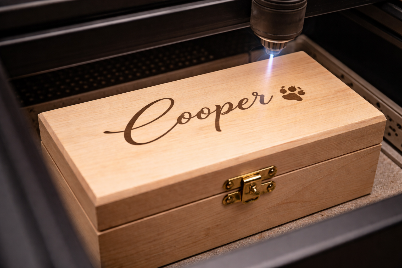 Custom engraving – Name or short phrase (up to ~12 characters)