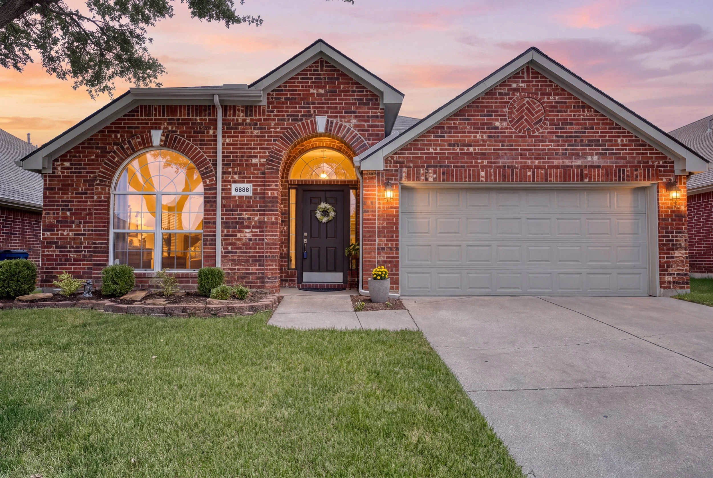 1_img_4568_hdr_gen_warm_bright_virtual_twilight_warmbrightvirtualtwilight.jpg