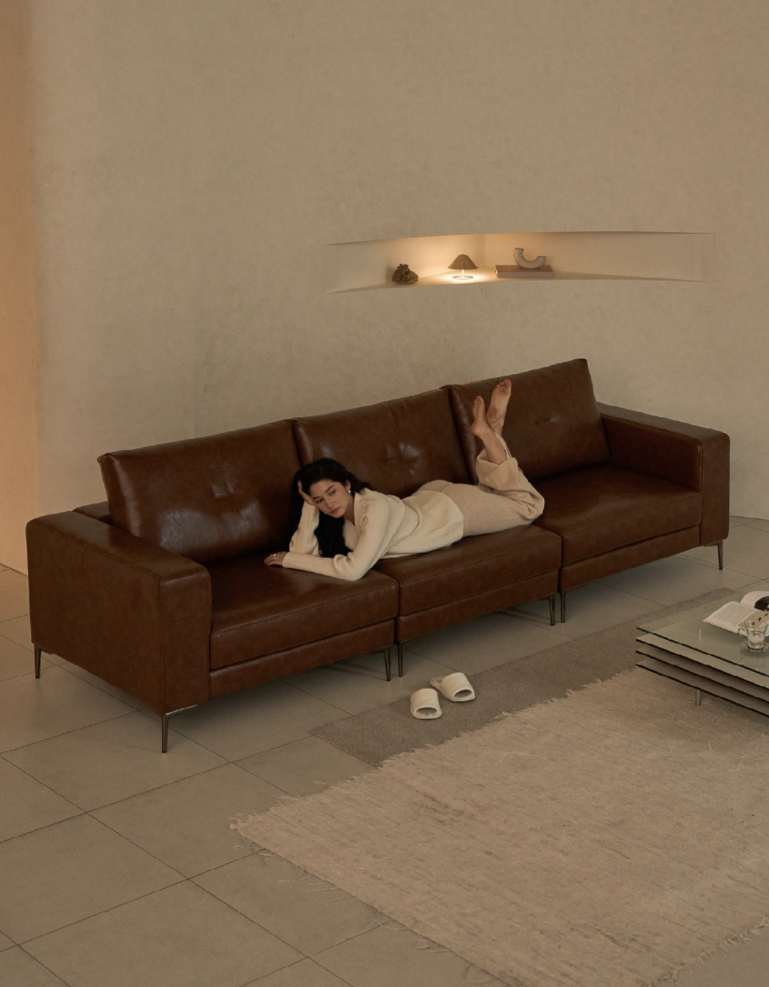 Mixed model Gloria Condy EDENNE lifestyle furniture campaign | 혼혈모델 글로리아 콘디 에덴느 라이프스타일 가구 화보
