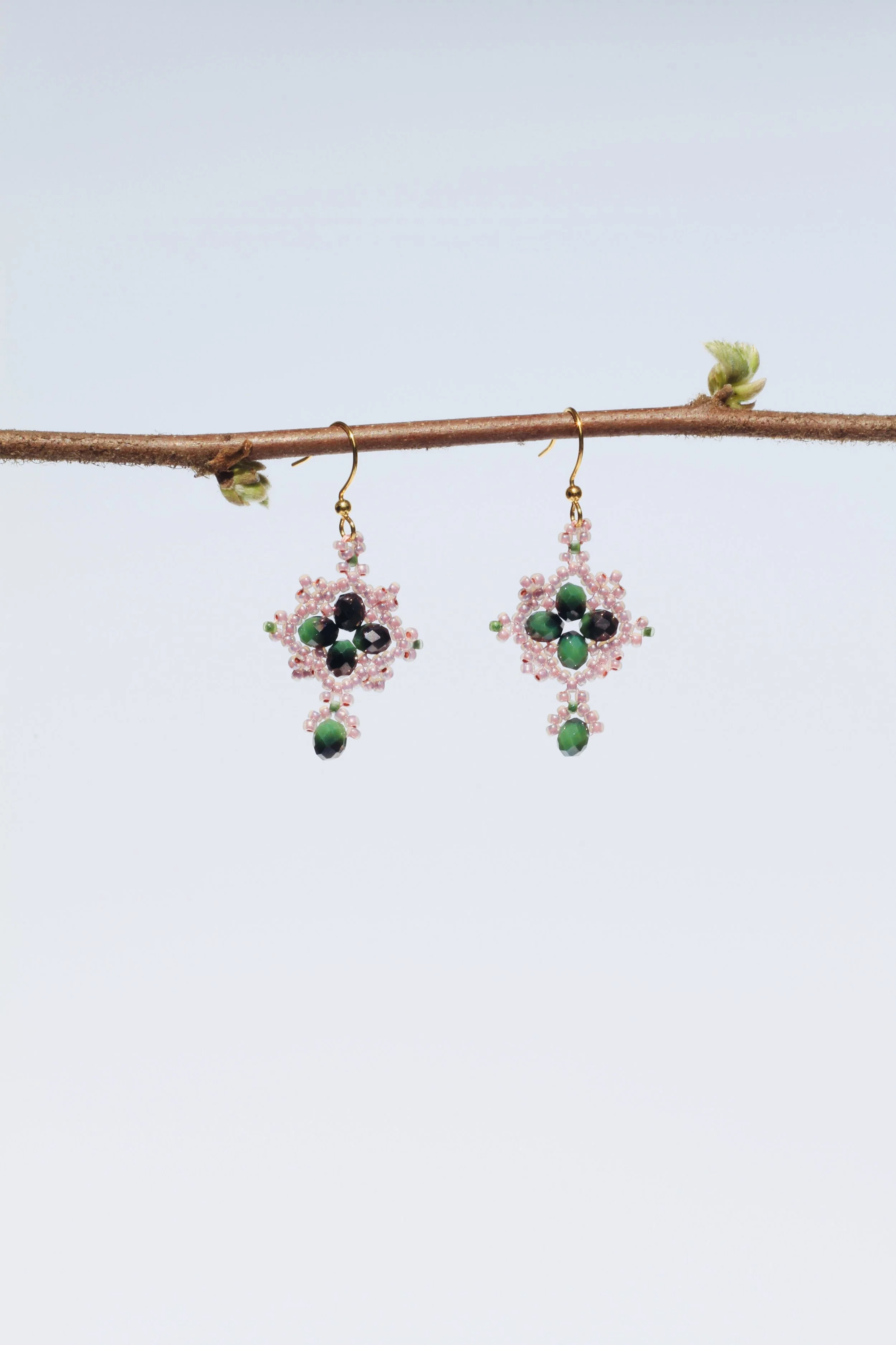 Sea Pearl Filigree Drop